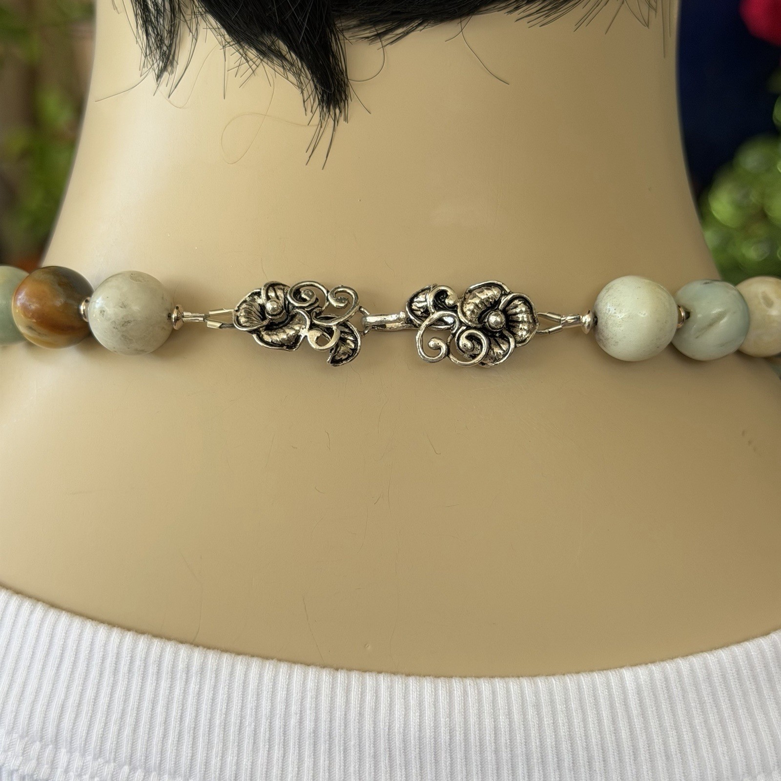 HAND CARVED AMAZONITE CAT & ROSE PENDANT NECKLACE EARRING SET WITH FANCY CLASP