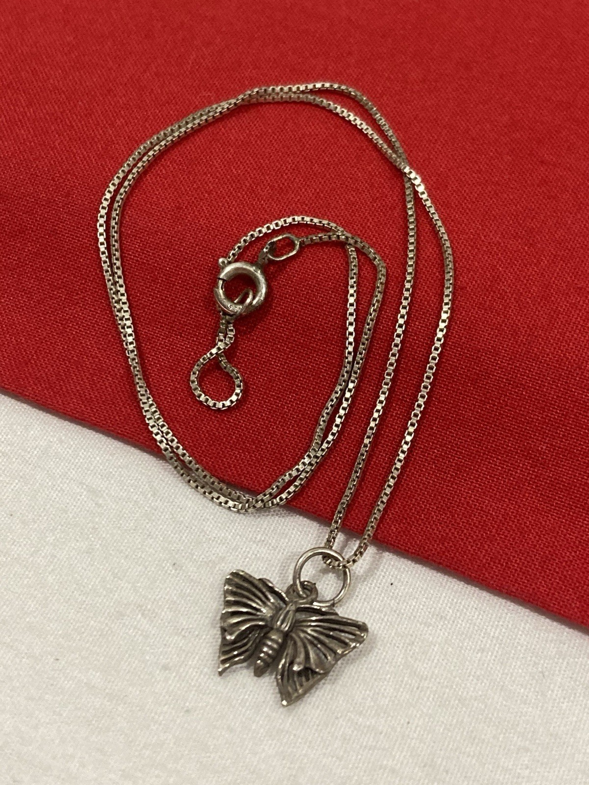 Vintage JEZLAINE Sterling Silver 925 BUTTERFLY Pendant Box Chain Necklace 16.25″