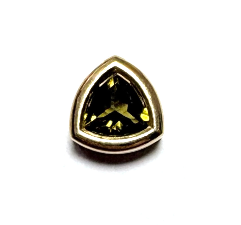 14K YELLOW GOLD TRILLION OLIVE GREEN PERIDOT SLIDE PENDANT