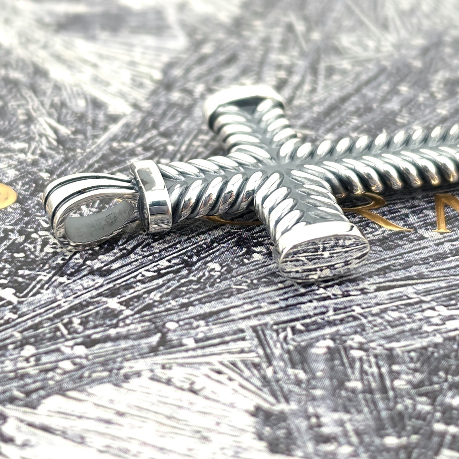 David Yurman Sterling Silver 925 Classic Cable LARGE Chevron Cross Pendant