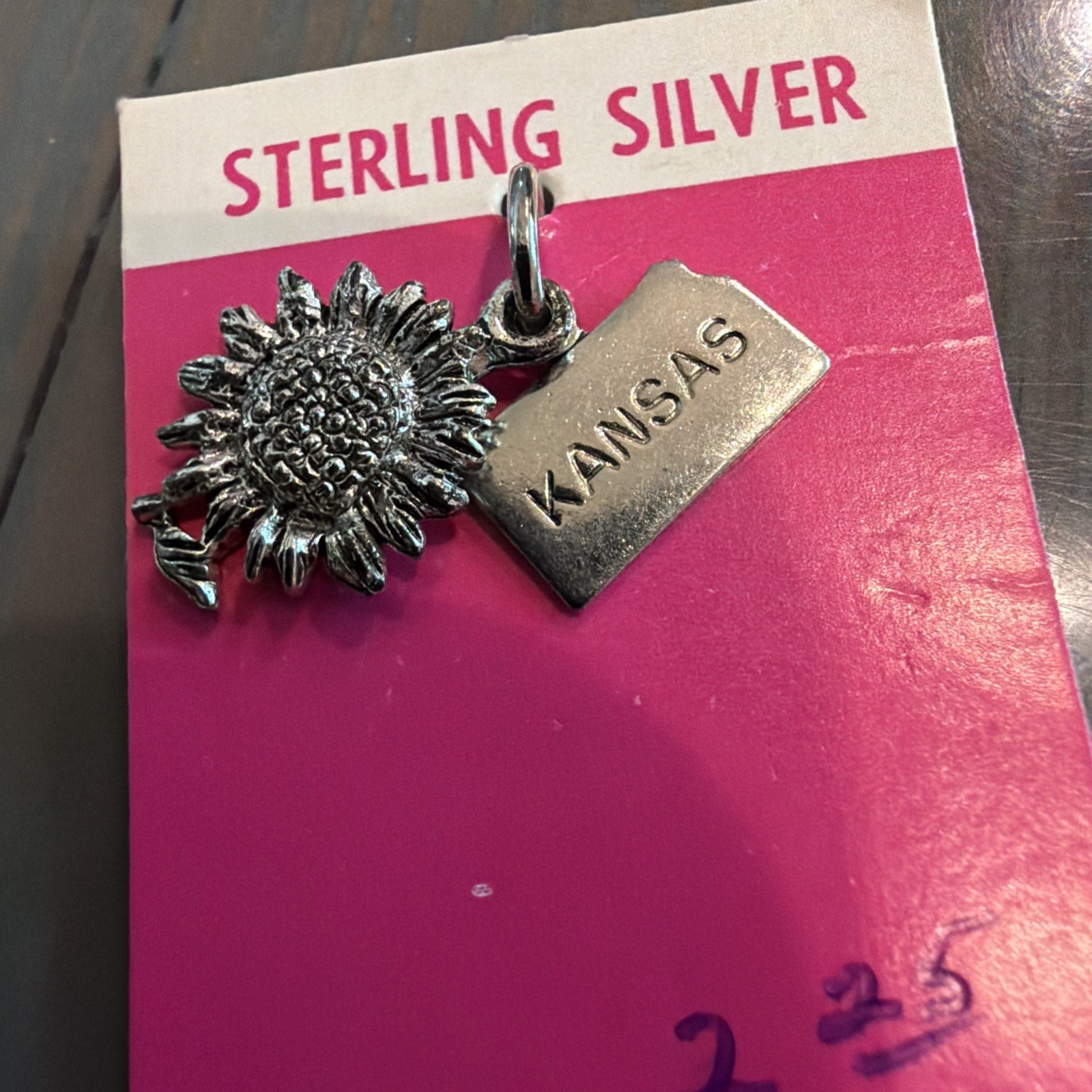 VTG Elco Sterling Silver Kansas State Sunflower Travel Souvenir Charm on Card