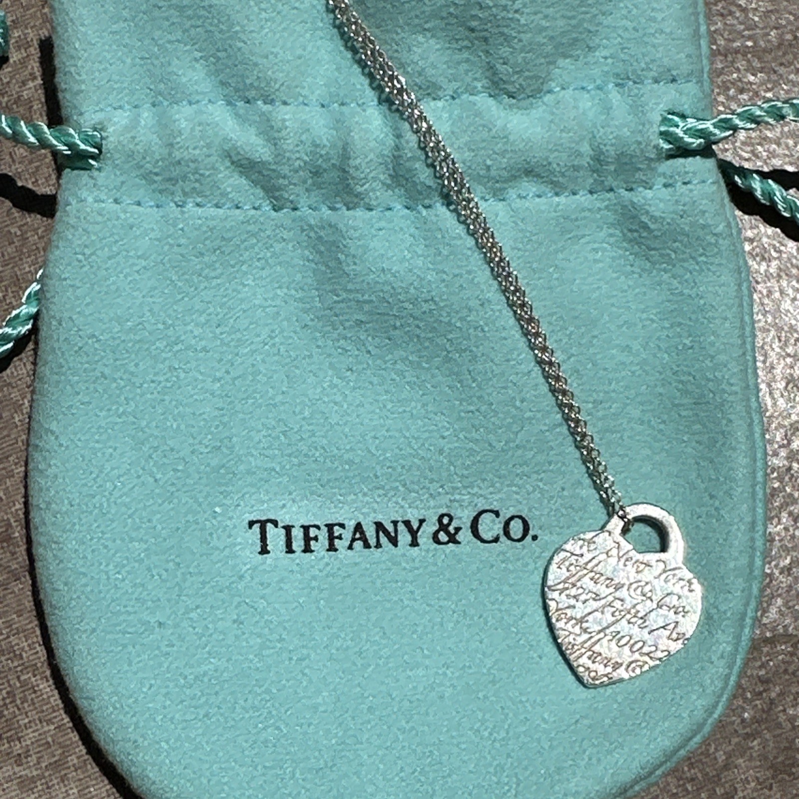 Tiffany & Co Silver Large 1″ NY Address Notes Heart Pendant 8” Necklace in Pouch