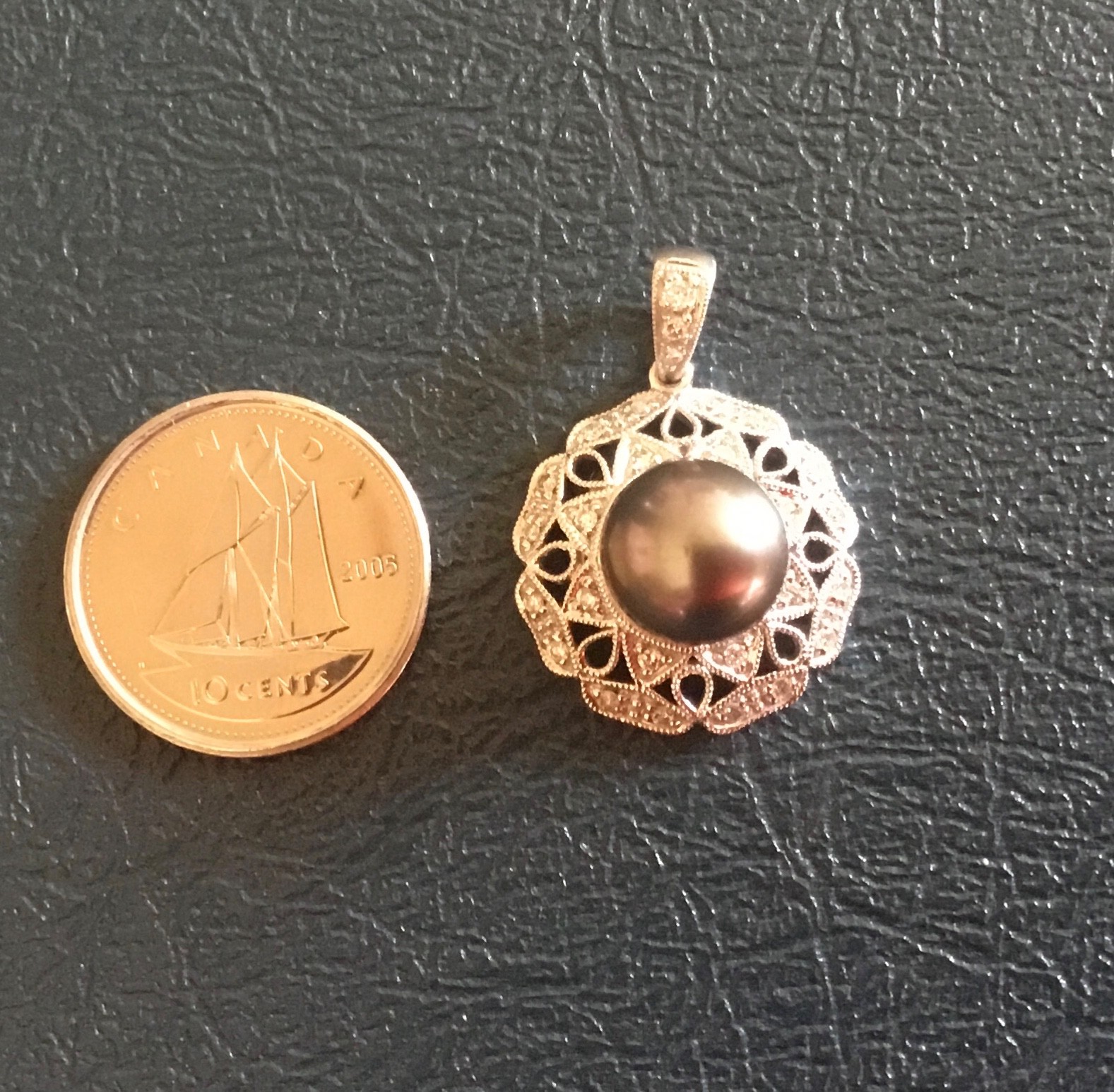 14K SOLID WHITE GOLD BLACK TAHITIAN PEARL DIAMONDS PENDANT 3.4 GRAMS
