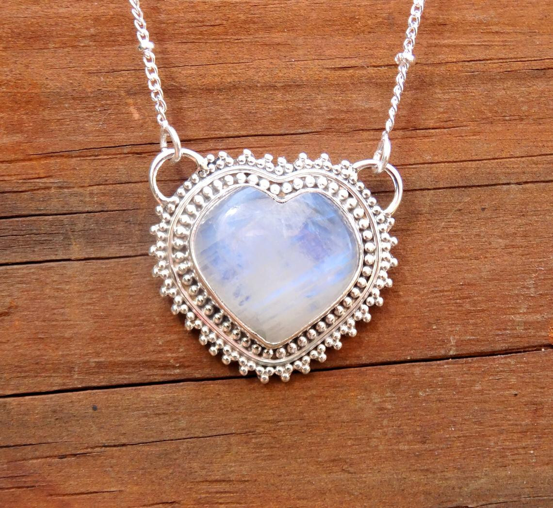 Heart Shape Rainbow Moonstone Gemstone 925 Sterling Silver Handmade Pendant w-4