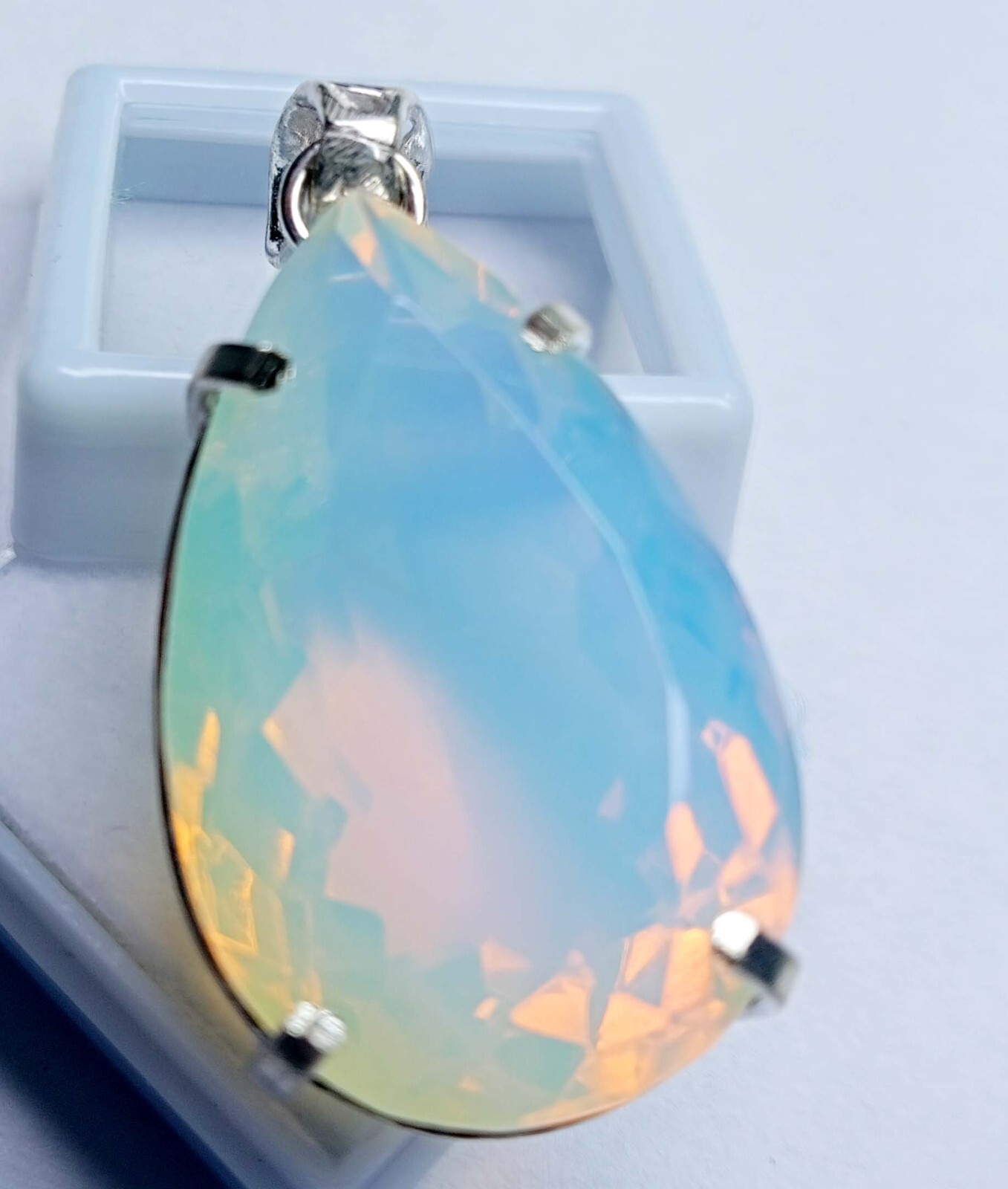 Pendant Locket Fire Opal Pear Cut 75-76 Ct Natural Gemstone EGL Certified