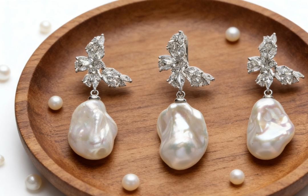 Baroque Pendant