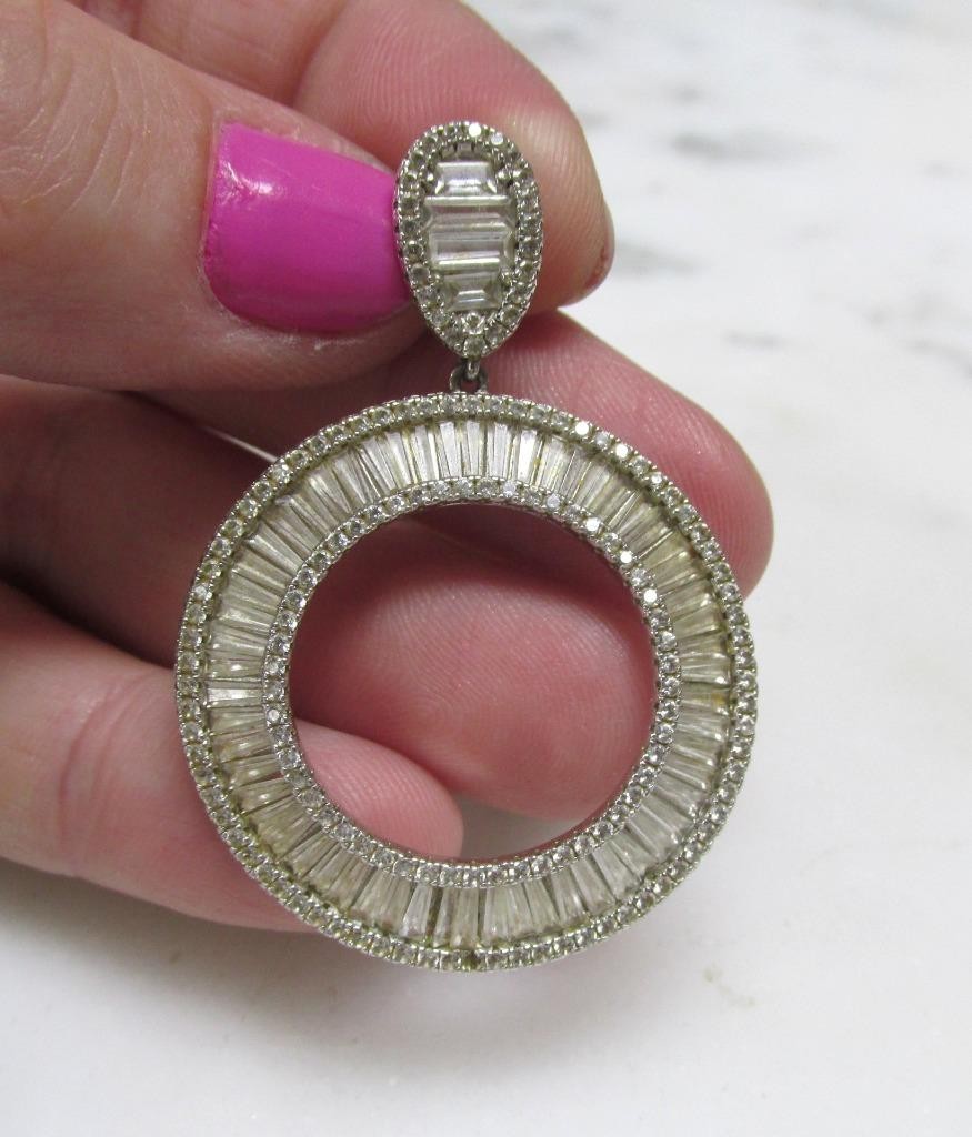 Sterling Silver Round Dangle Pendant w/ Unknown Clear Stones ~ 8g ~ 12-G873