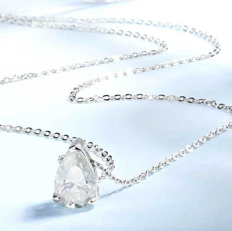 18k White Gold Plated 4CT Pear Cut D VVS1 Moissanite Necklace for Women Jewelry