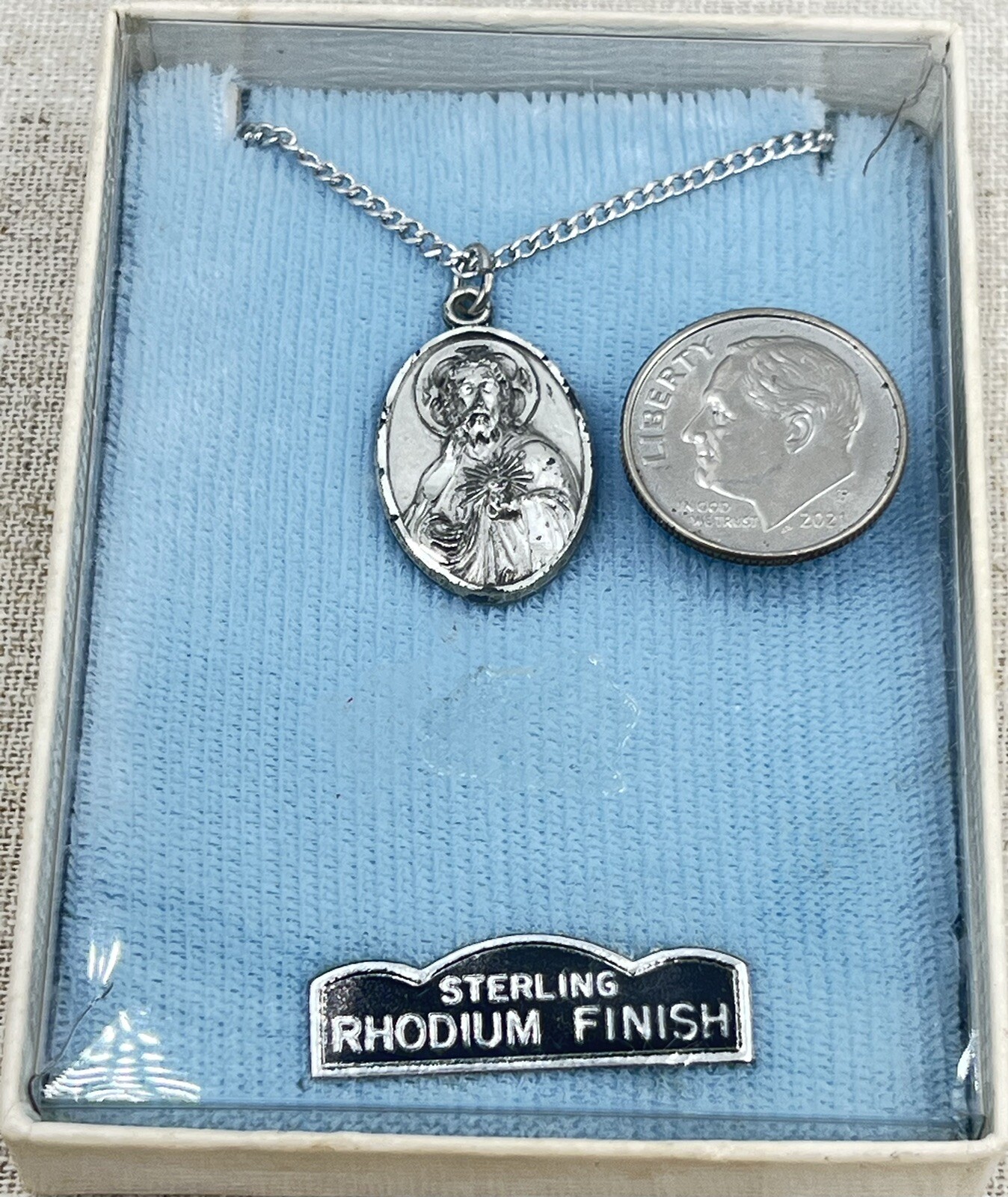 Vge Sterling Rhodium Finish 2 Sacred Heart Of Jesus 2 Signed Metal Necklace ￼