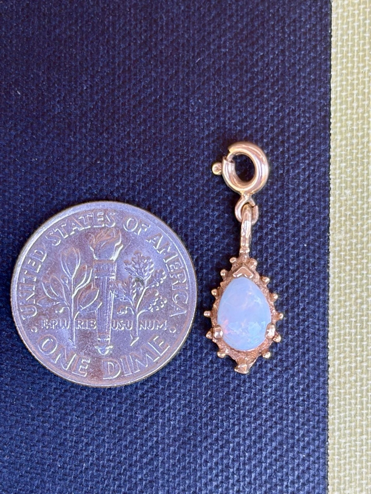 Vintage Pear Cut Australian Opal Drop Charm Pendant in 14K Yellow Gold