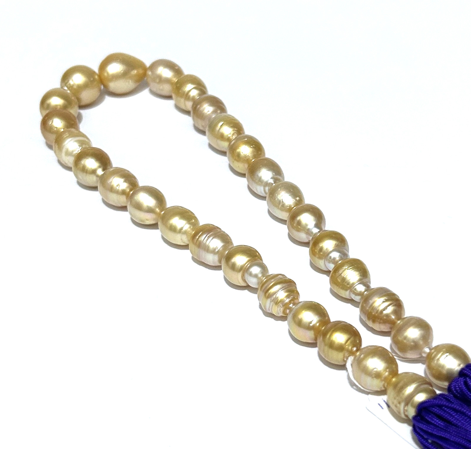 Necklace 11 – 18mm 29 pcs Australia South Sea Natural Gold Over Pearl 16″ Strand