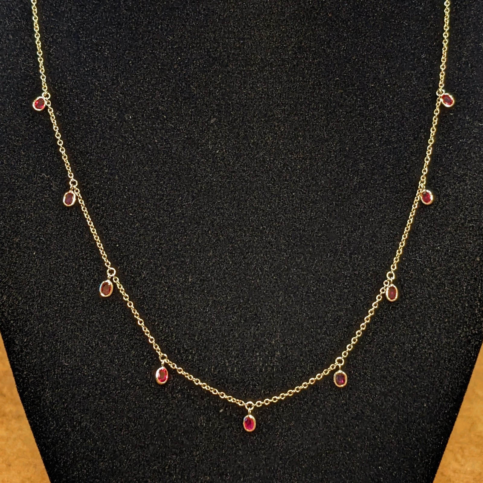 Burma (Myanmar) Oval Red Ruby 14K Yellow Gold Necklace 1.52CT