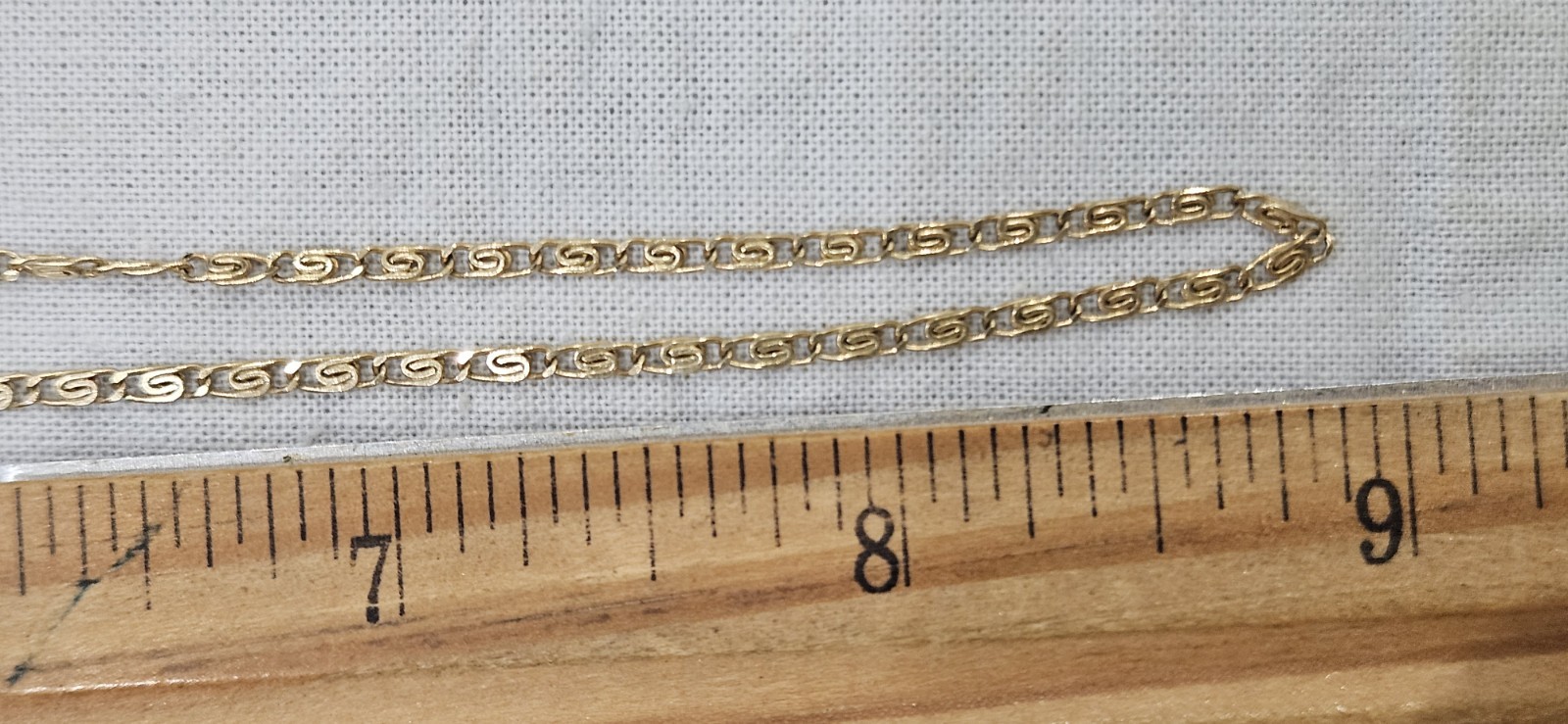 Vintage 14k Gold Snail Or Scroll Flat Chain Necklace Classic 18″ Long 3.94 Grams