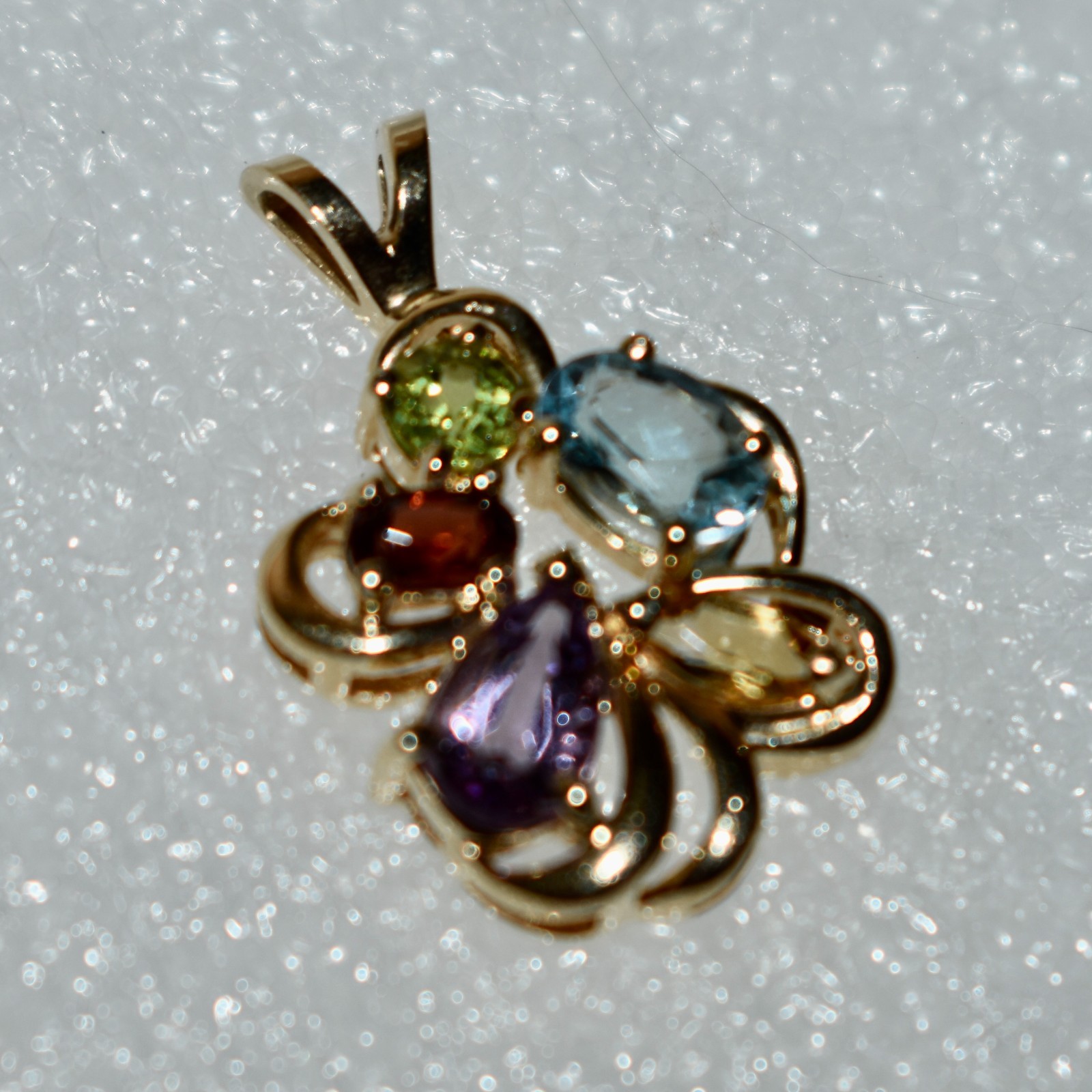 Multi Gemstone 14K Gold Pendant Garnet—Topaz—Citrine—Amethyst—Peridot 3.66 gm