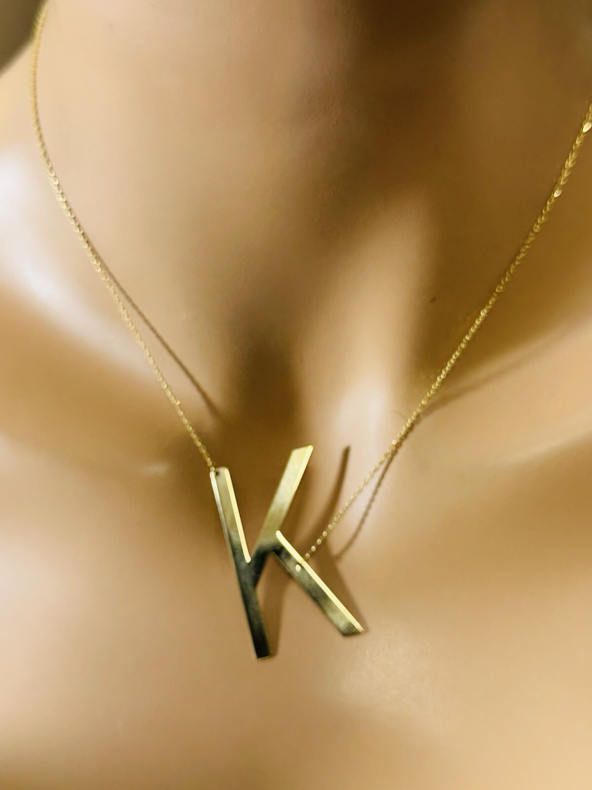 18K 750 18C Gold Letter K initial Necklace 16.5/17.5” Long 1mm 4.1g