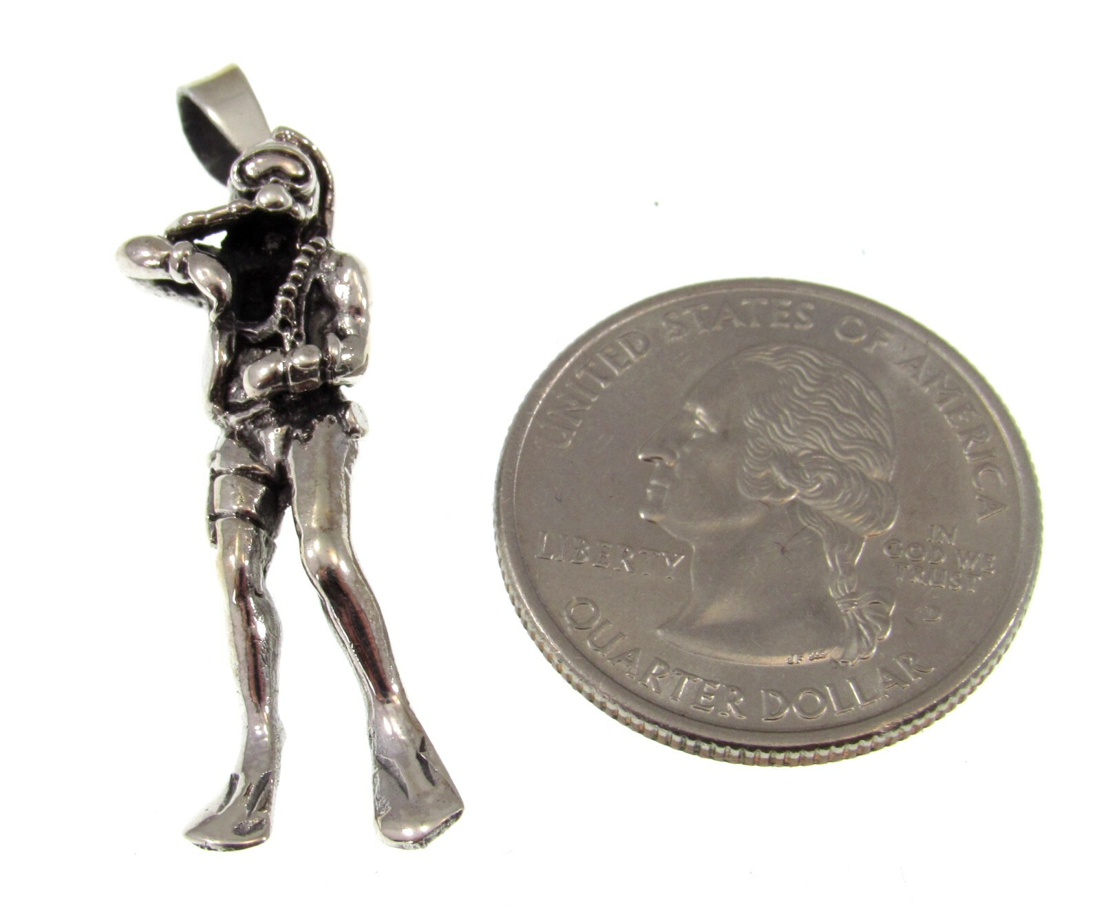 Solid 925 Sterling Silver Scuba Diver Pendant – Gift for Aquanauts, Sea Jewelry