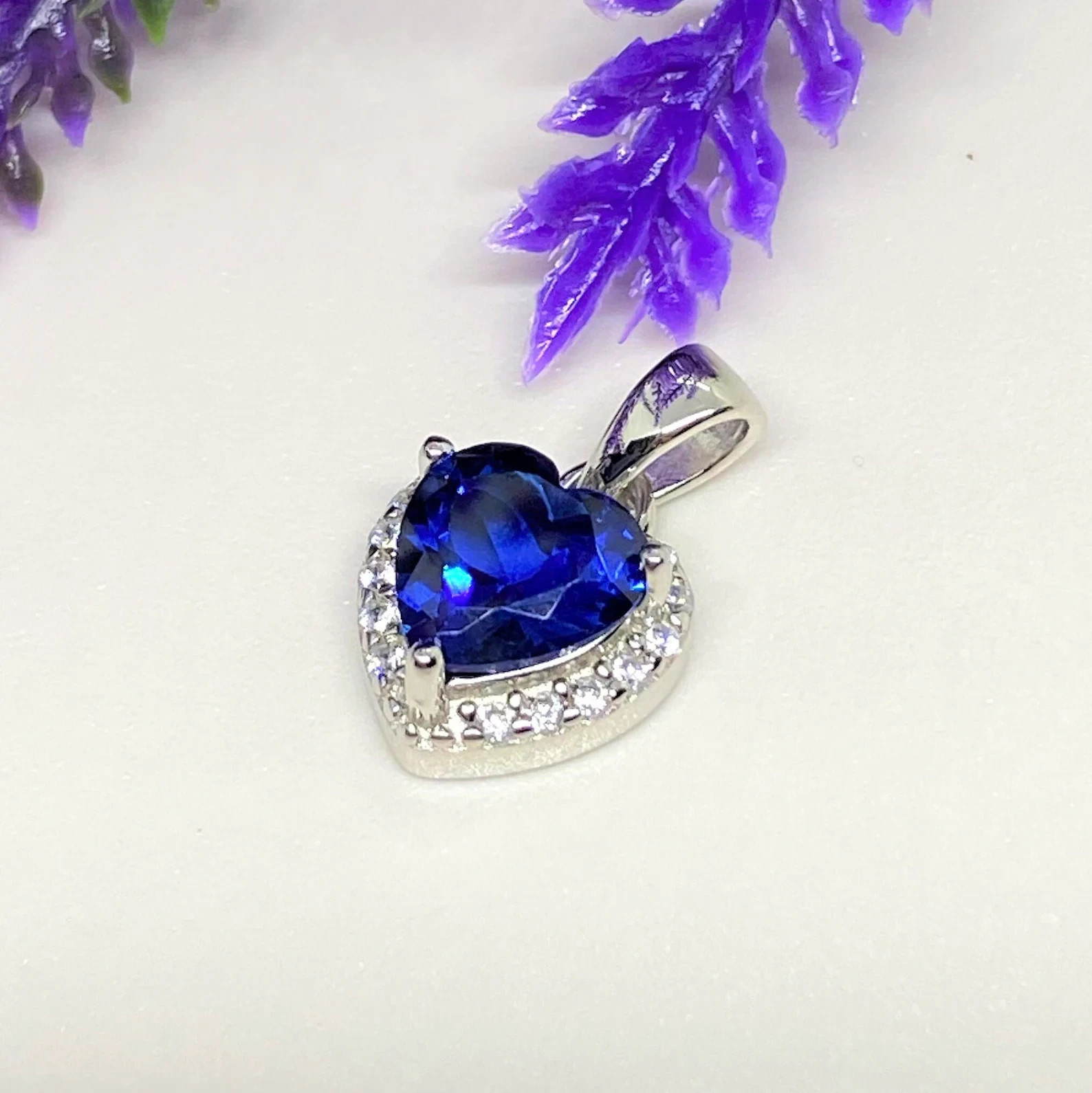 3.50 Ct Heart Cut Natural Sapphire Diamond Gorgeous Pendant 14K White Gold
