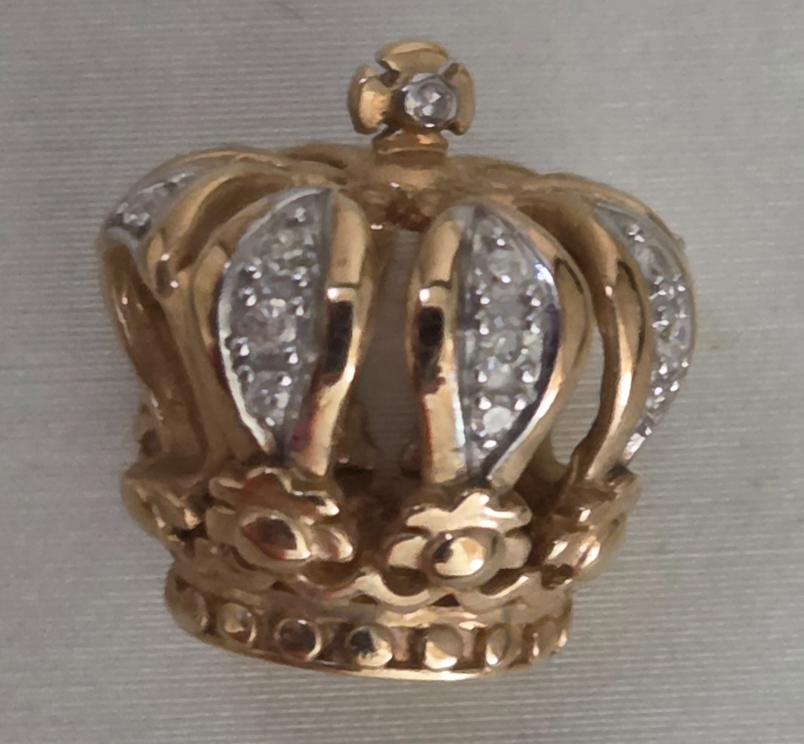 10K Crown with Diamonds Pendant – Charm from Michael Hill Jeweller Australia