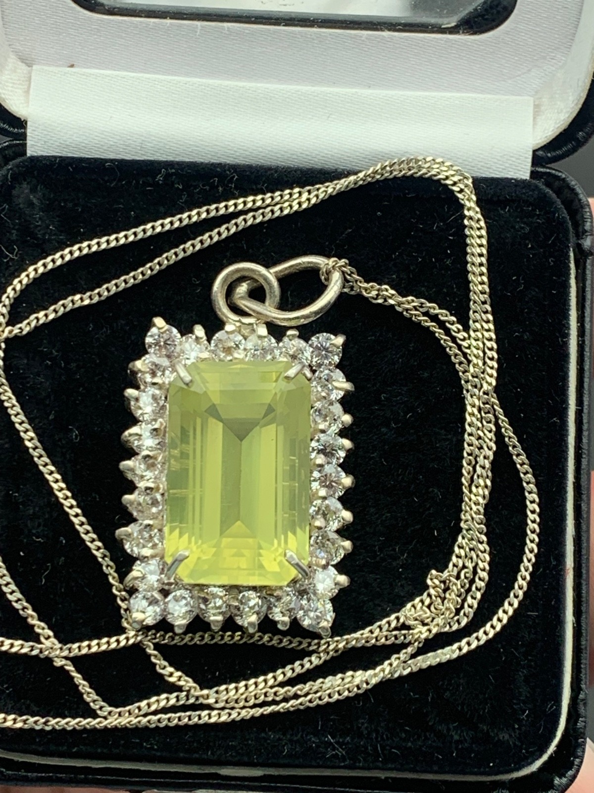11 Grams Beautiful silver Necklace With Lamen Quartz And Mozonite From Pakistan”