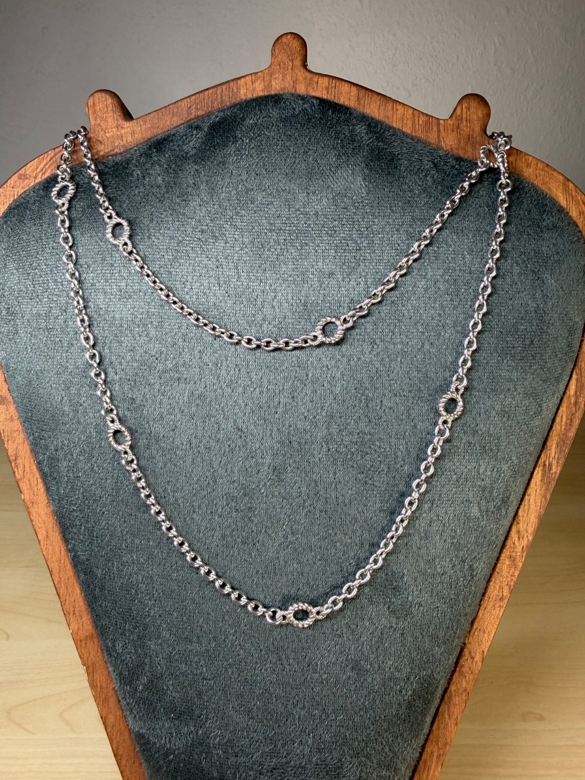 Judith Ripka Sterling Silver Oval Link Chain Round Texture Station Necklace 36in
