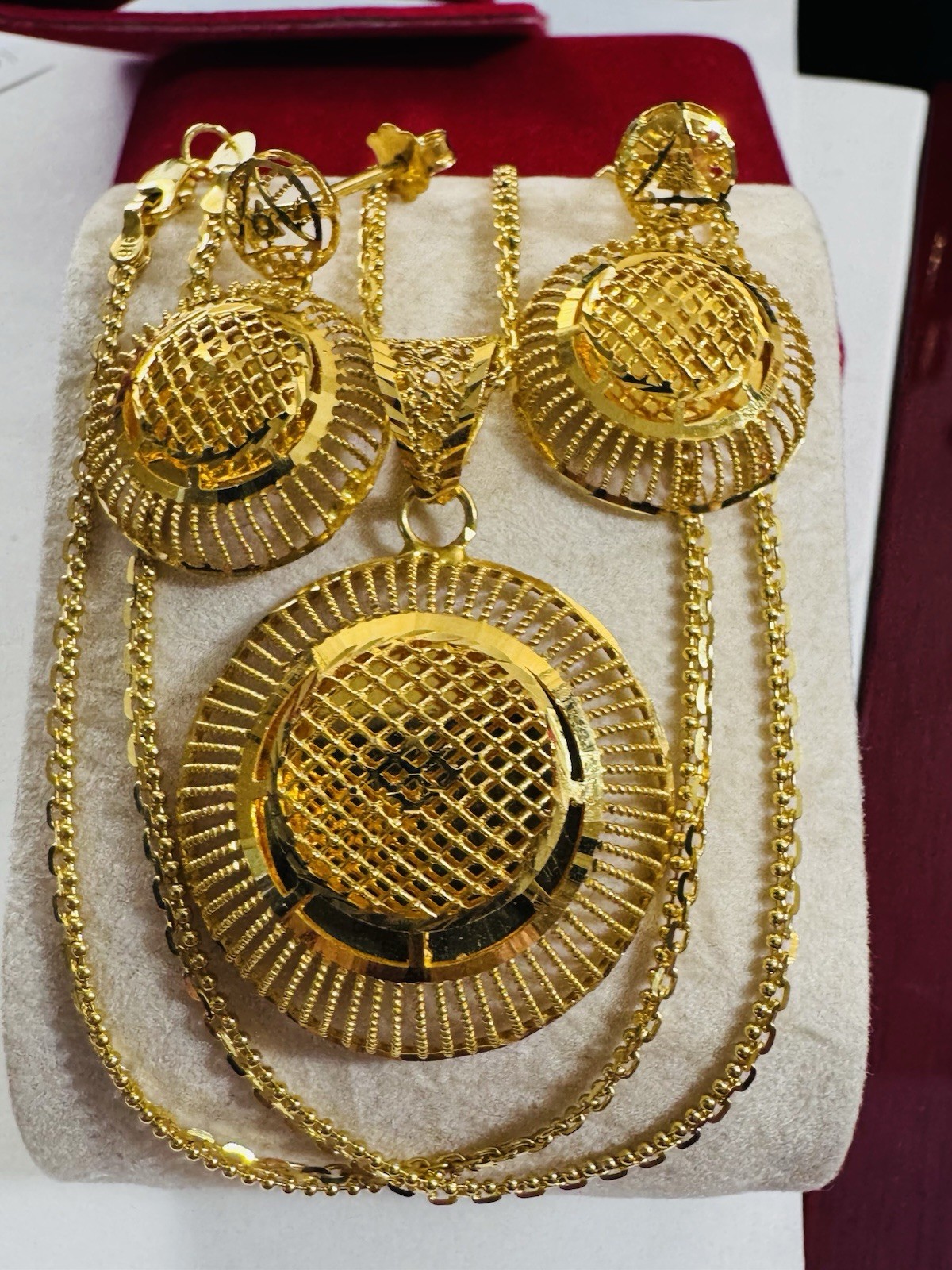 New 22K 916 Rare Pure Saudi Gold Round Earring & Necklace 20” long 2.2mm 14.9g