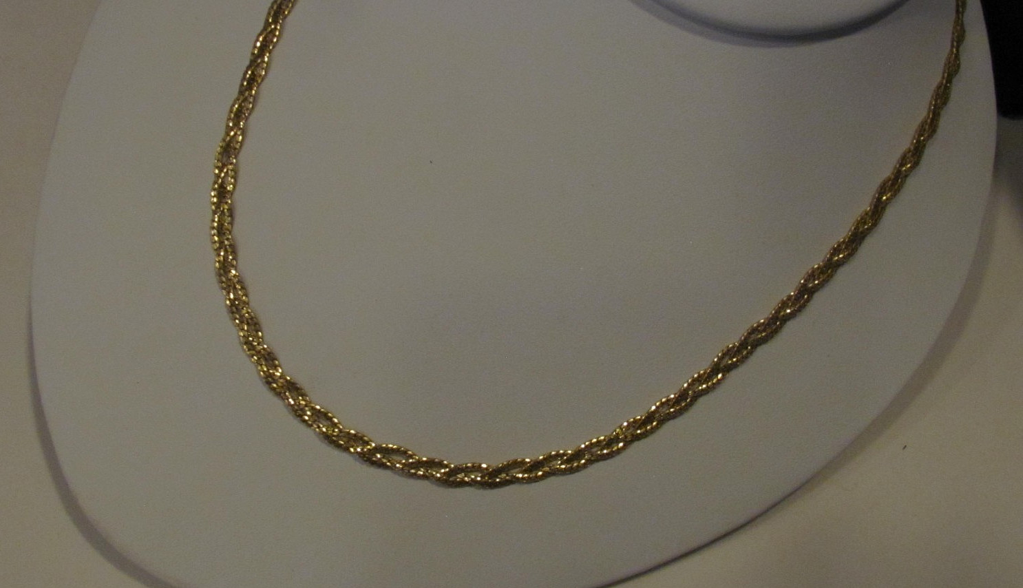 STUNNING! VTG 14K Yellow Gold Filled Diamond Cut Braided Chain Necklace 18”