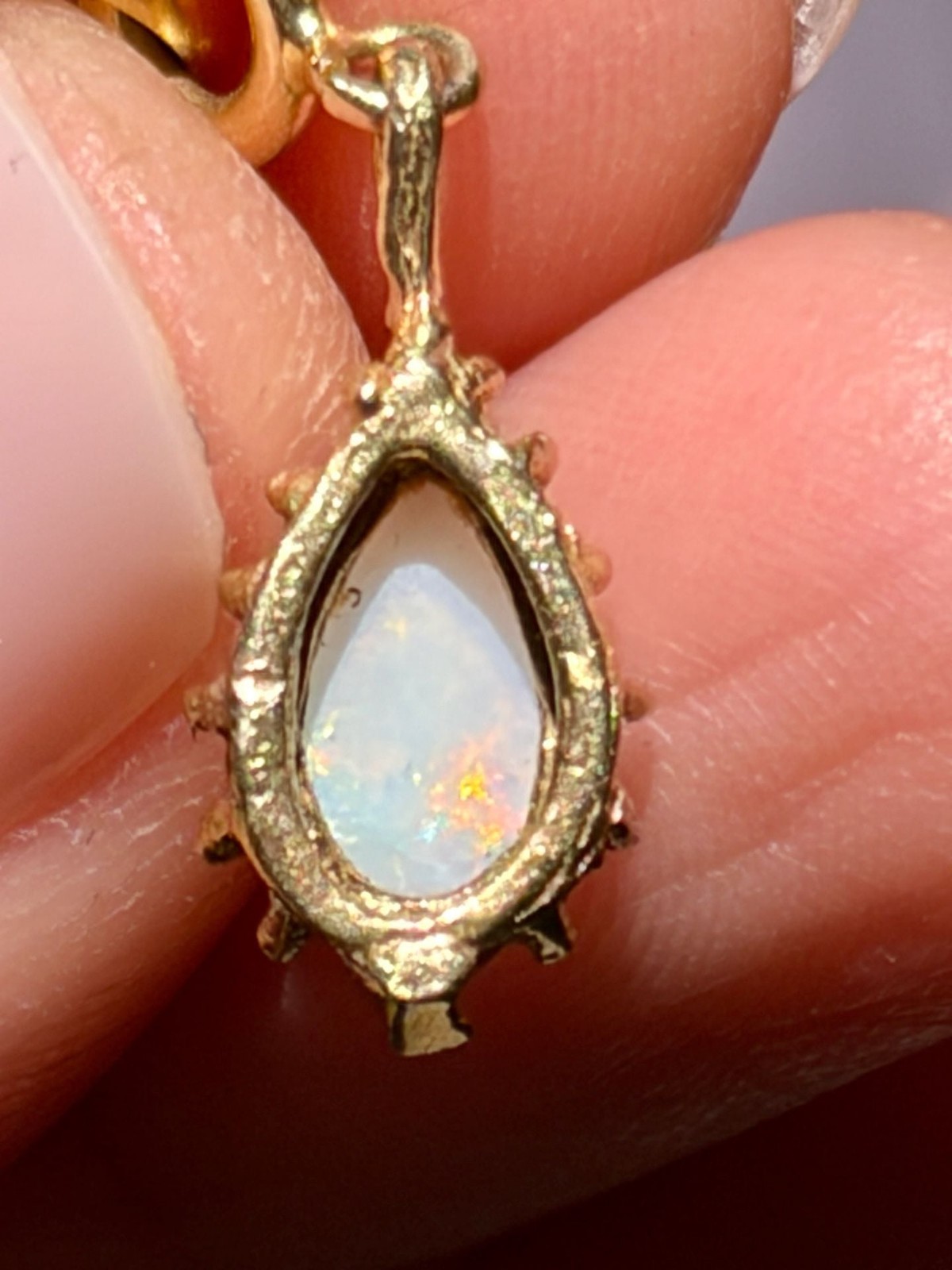 Vintage Pear Cut Australian Opal Drop Charm Pendant in 14K Yellow Gold