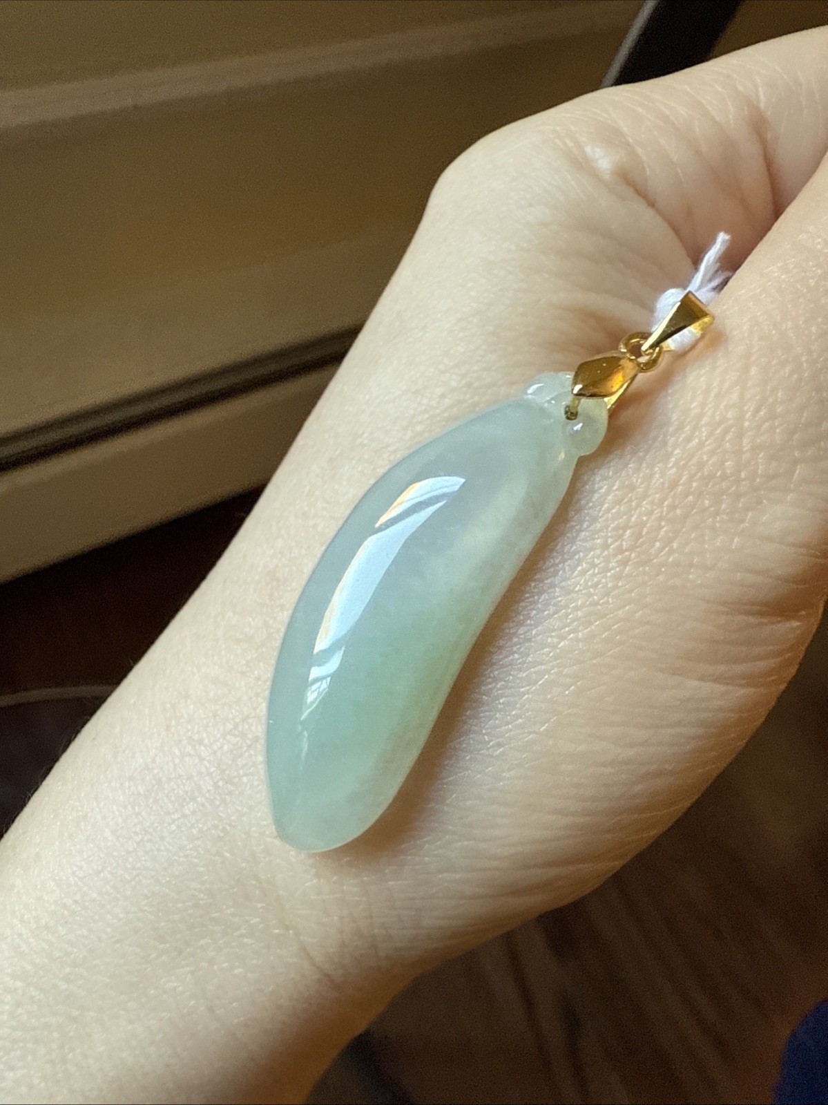 翡翠A貨 untreated Burma Myanmar Grade A Jadeite Jade 老坑冰种飘绿水头极好