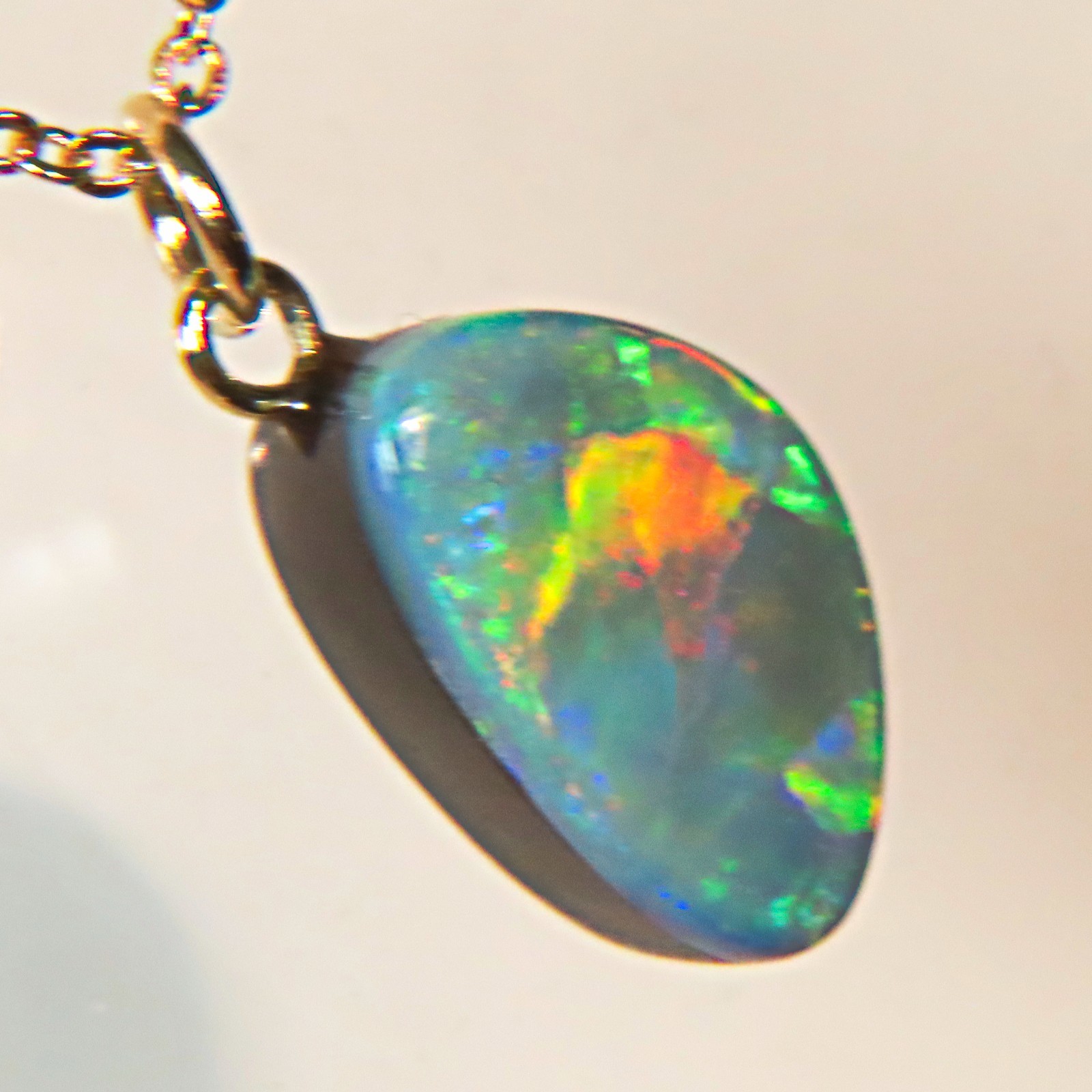 QLD BOULDER OPAL DOUBLET NECKLACE CHARM 9k YELLOW GOLD PENDANT HT OCA19309