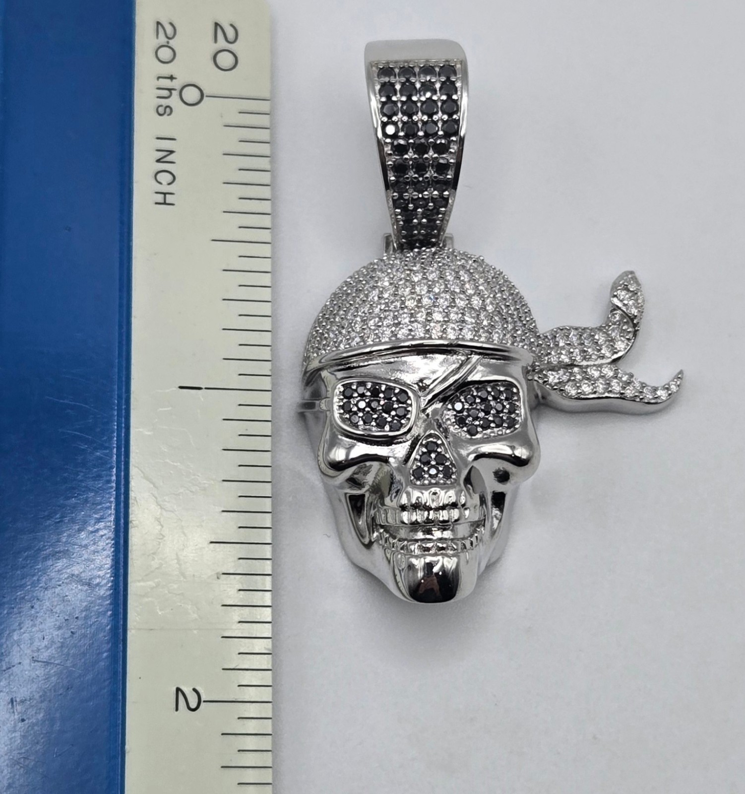NEW 925 Sterling Silver Pirate Skull Pendant, 8.0CTW White & Black MOISSANITE