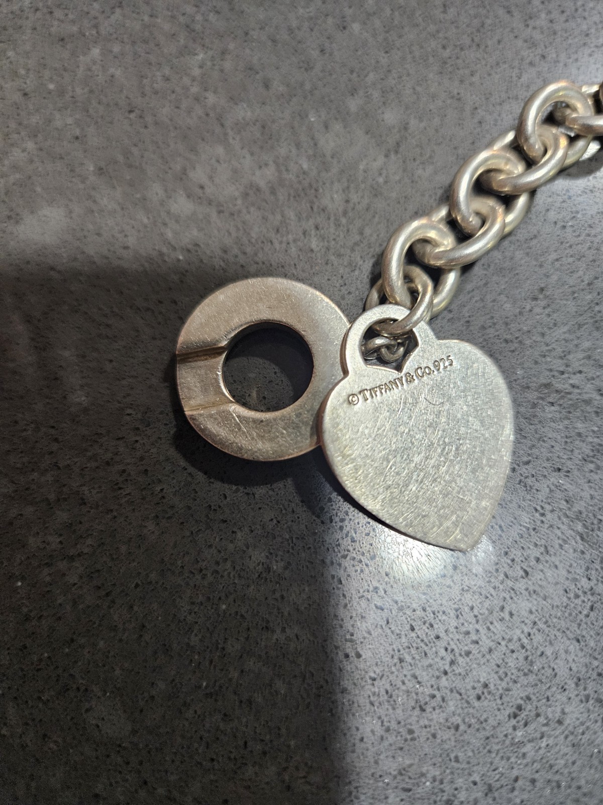 Tiffany & Co Sterling Silver 925 Heart Tag 16″ Toggle Necklace. 75g