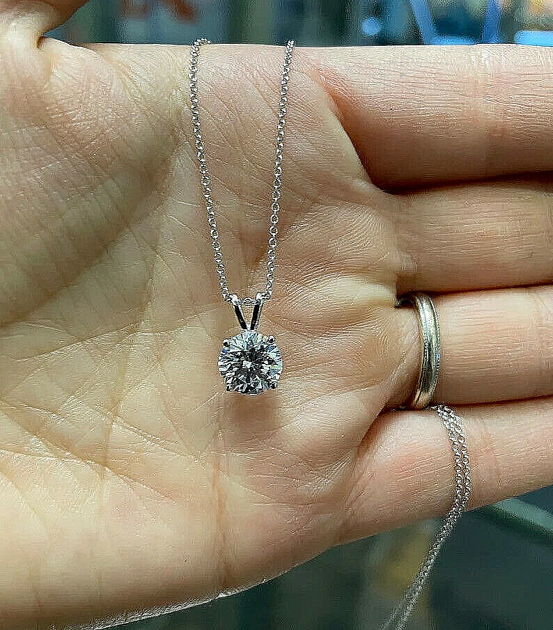 1Ct Round Brilliant Cut Moissanite 14K White Gold Solitaire Pendant 18″ Necklace