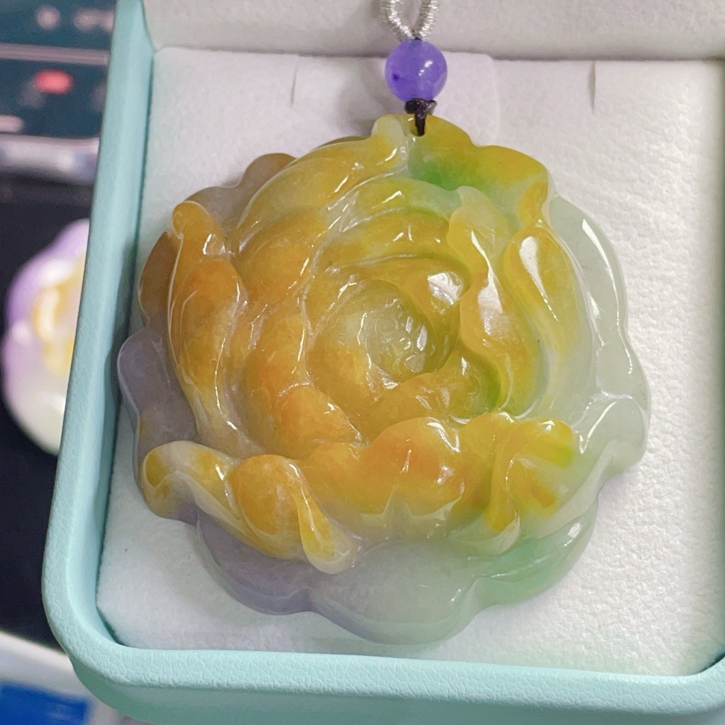 Natural Jadeite light purple Carved flower Amulet Pendant jade luck 花.