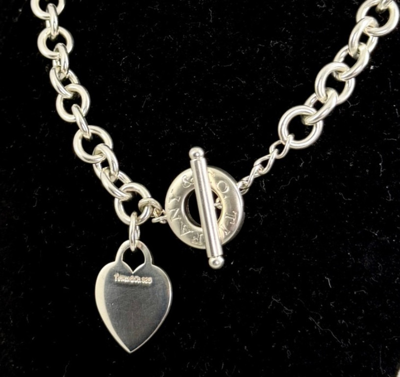 TIFFANY & CO. Sterling Silver Return to Tiffany Heart Tag Toggle Necklace