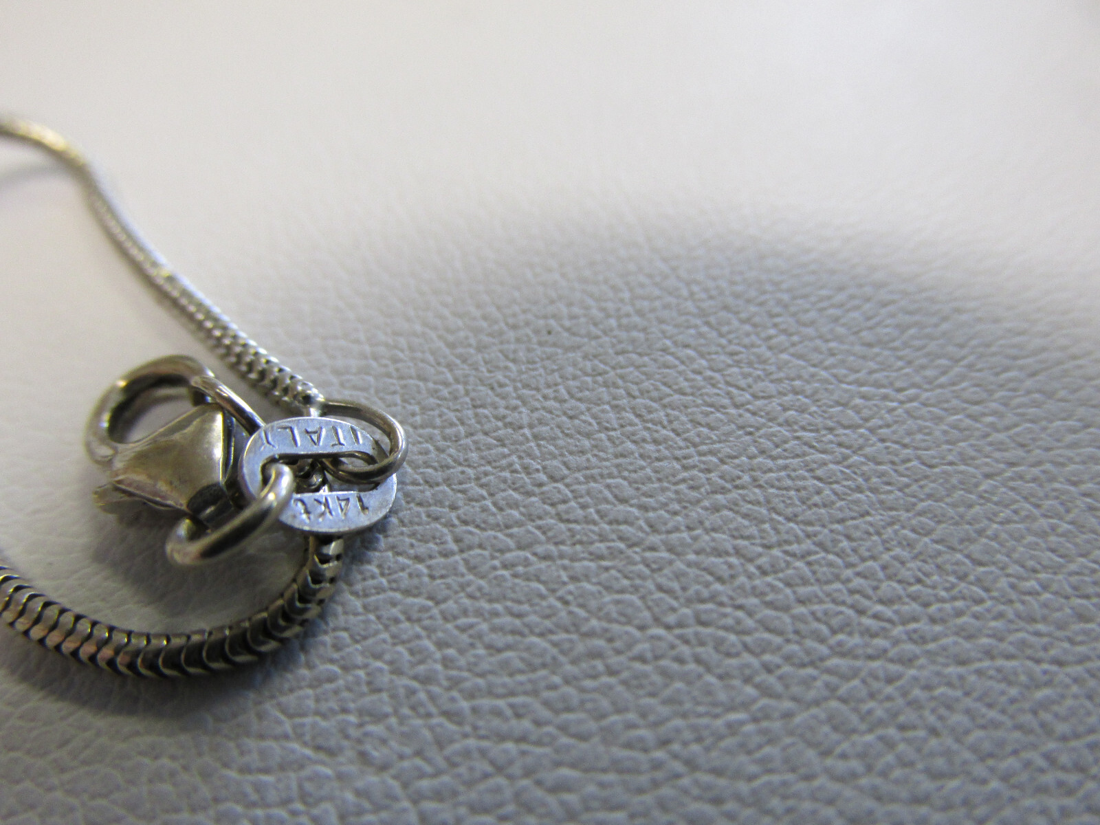 Stunning Solitaire Diamond Necklace VS1-G Snake Chain 19 in. .35 ct MAKE OFFER