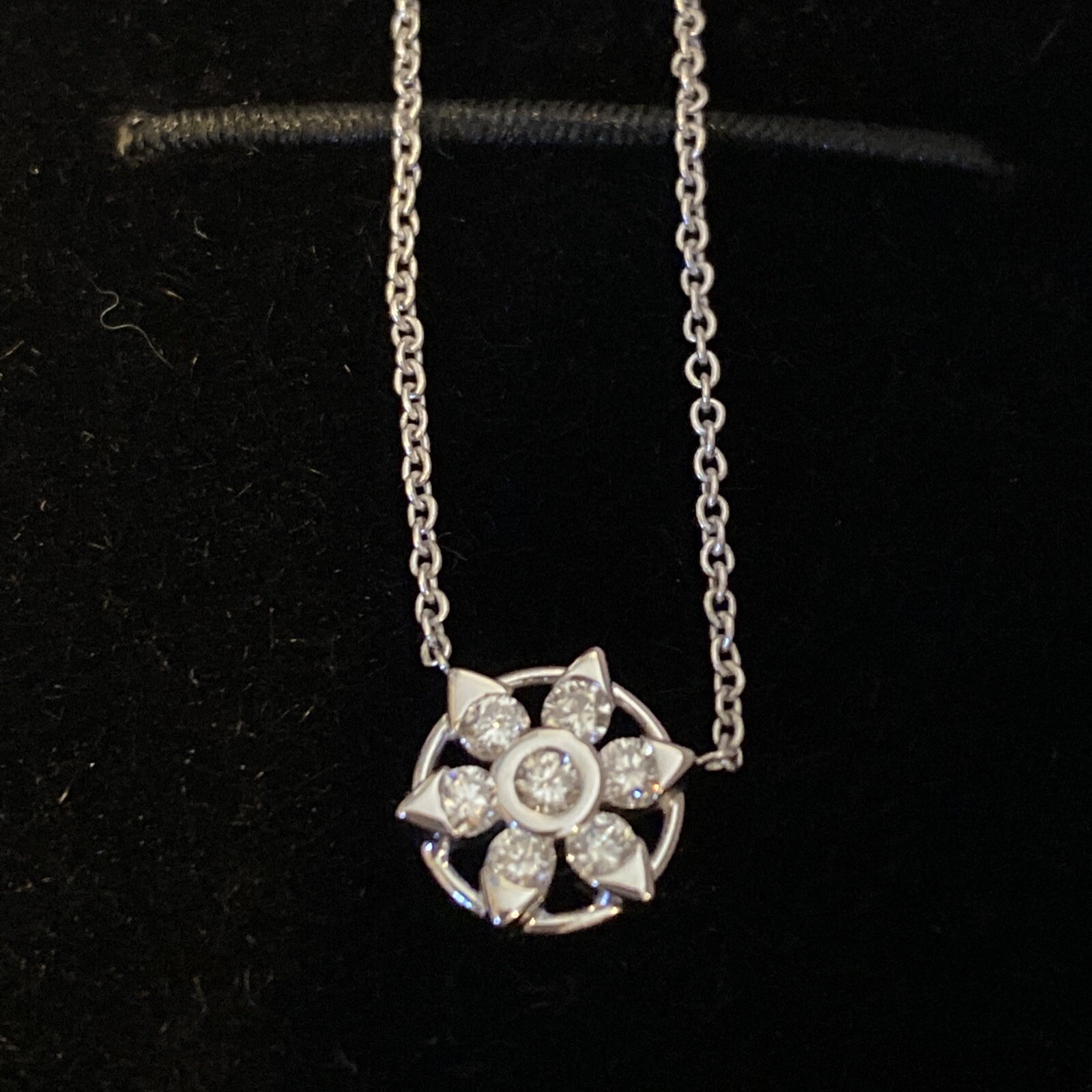 Roberto Coin 18K White Gold Diamond Necklace GORGEOUS