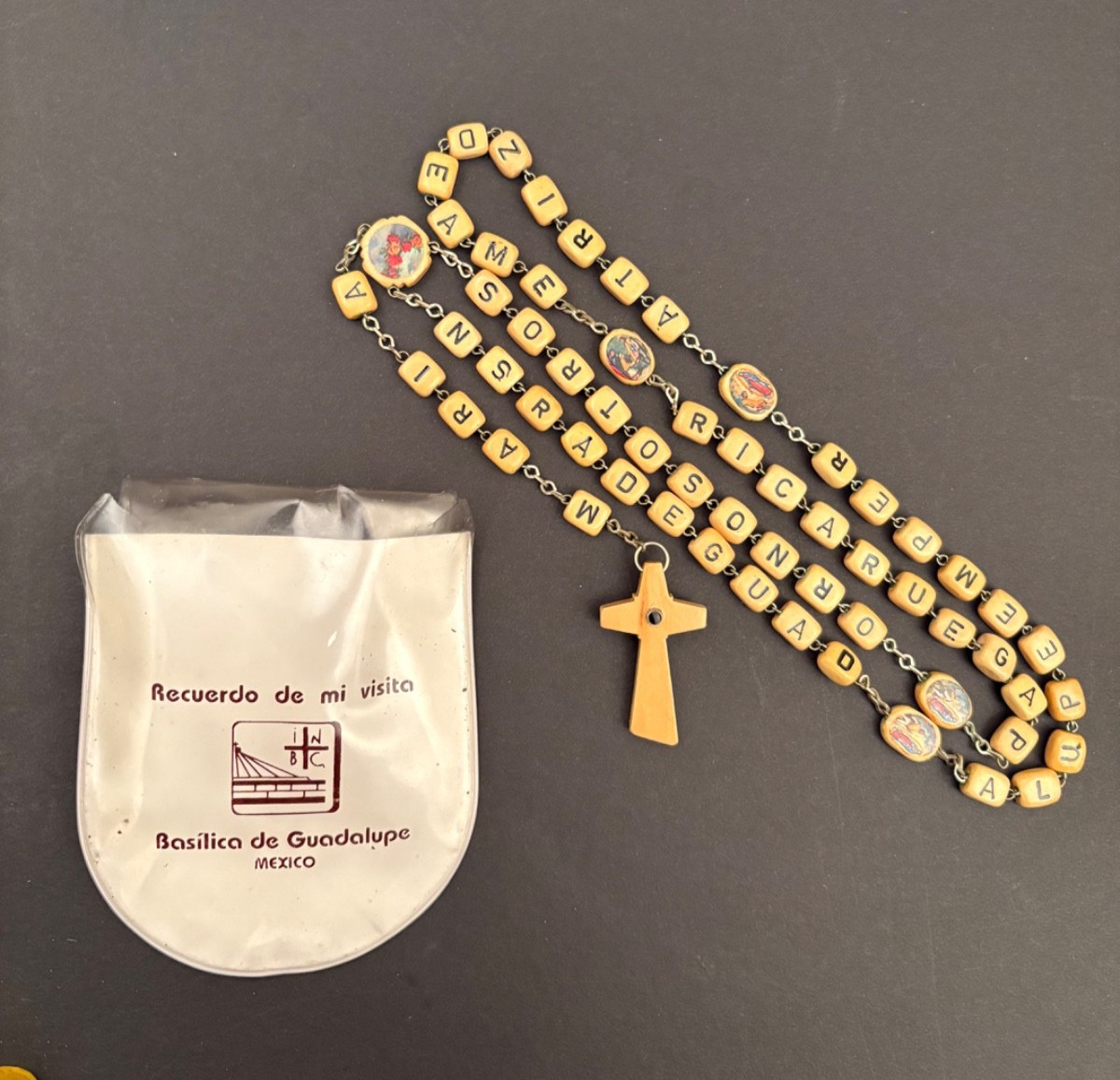 VTG STANHOPE ROSARY BEADSLENS PLASTIC OUR LADY OF GUADALUPE/CASE