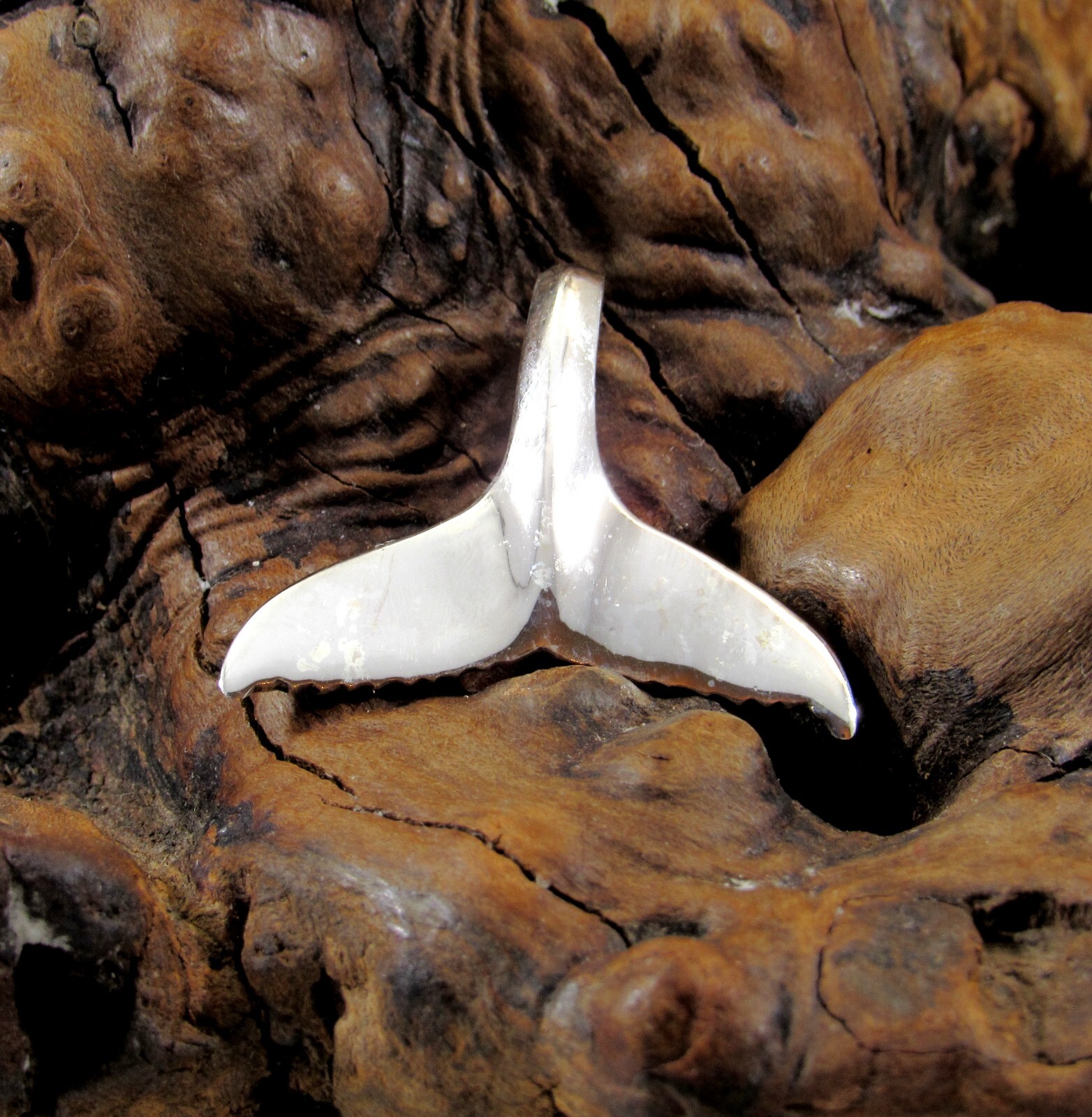 Large Handcrafted Solid 925 Sterling Silver WHALE TAIL Marine Sea Slide Pendant