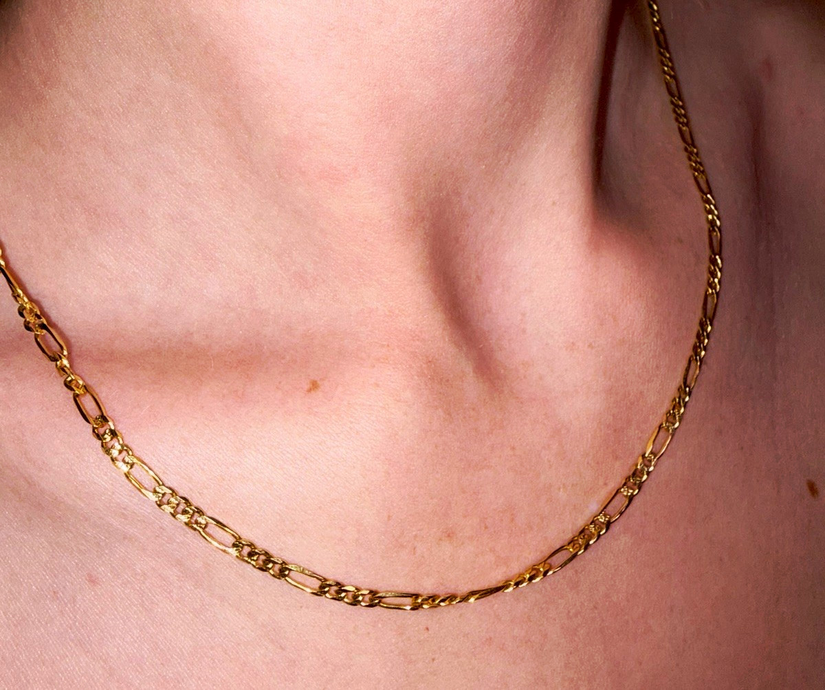 10k Yellow Gold 417 Figaro Chain Necklace with Lobster Clasp- 20 inches, 7.5 g