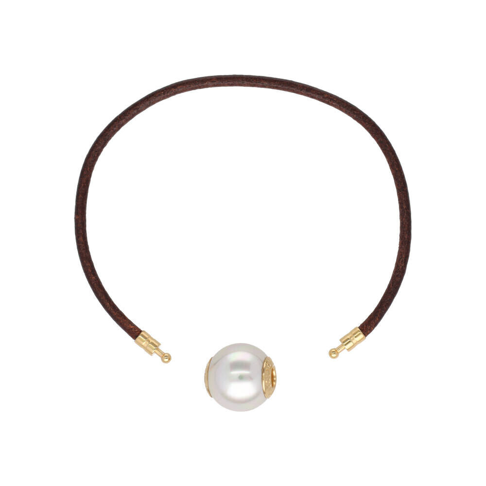 Majorica Zindis Gold Plated 18mm Pearl Pendant Plugs in 15″ Black Leather Cord