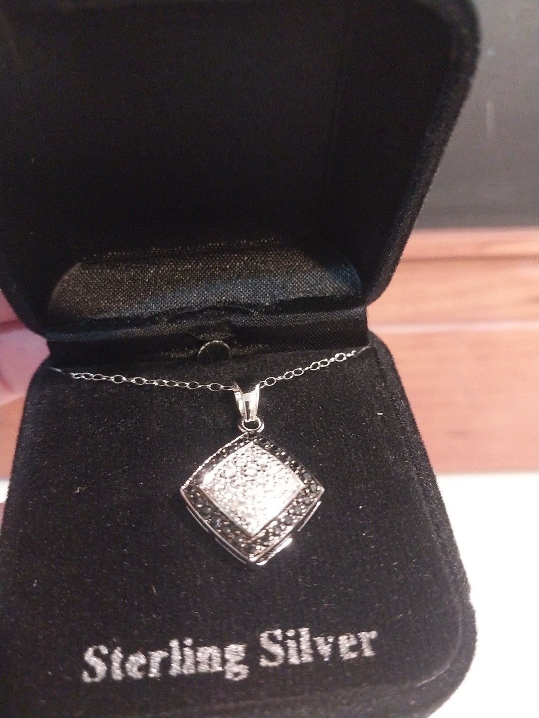 18″ Sterling Silver Pendant Necklace Rhombus Shape Charm Micro-paved Clear CZ