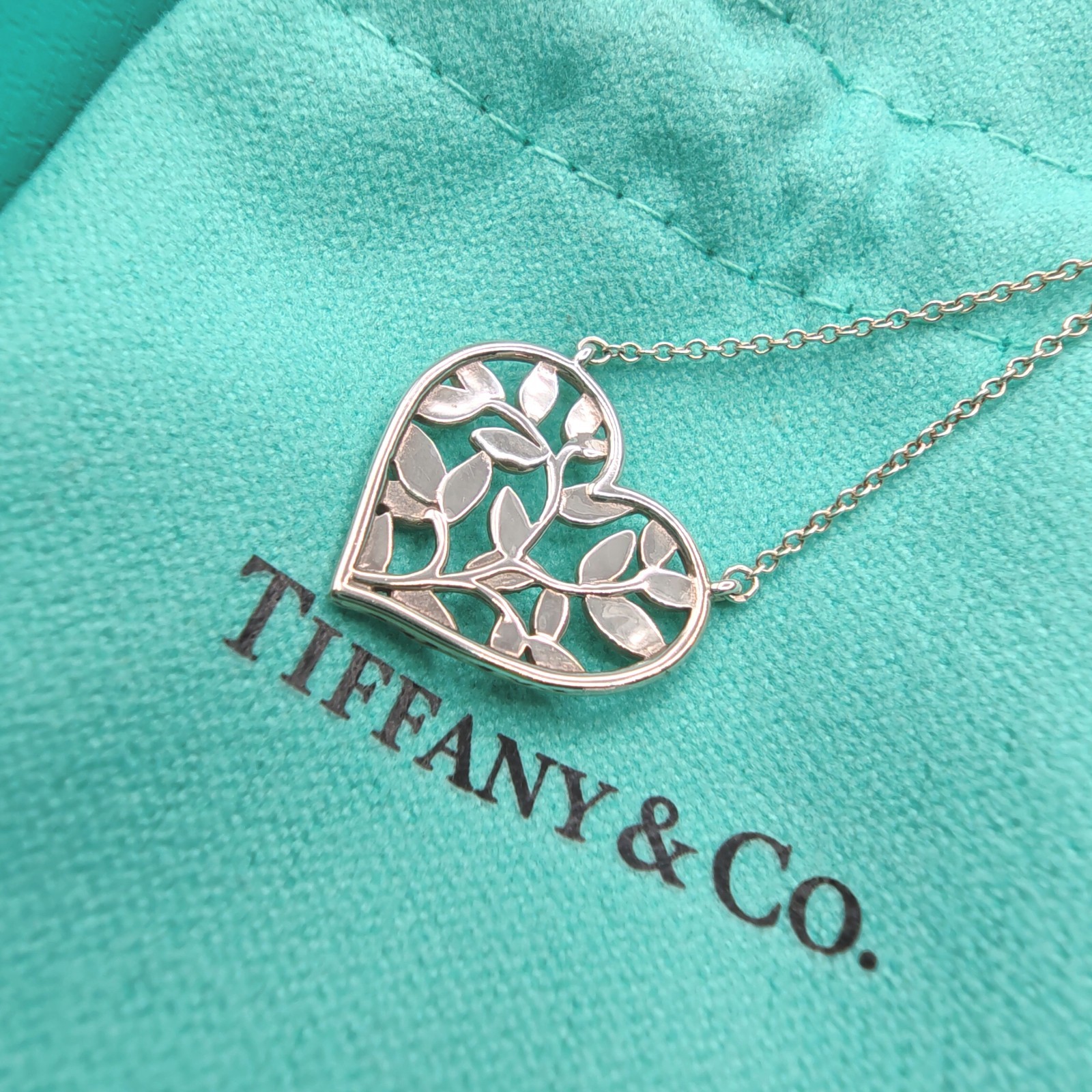 Authentic Tiffany & Co. Open Heart Filigree Pendant Necklace SV925 Silver Women