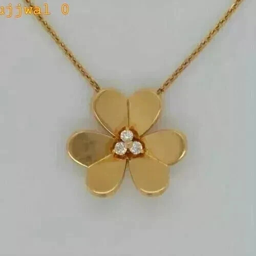 1Ct Round Cut Lab-Created Diamond Women’s Flower Pendant 14k Yellow Gold Plated
