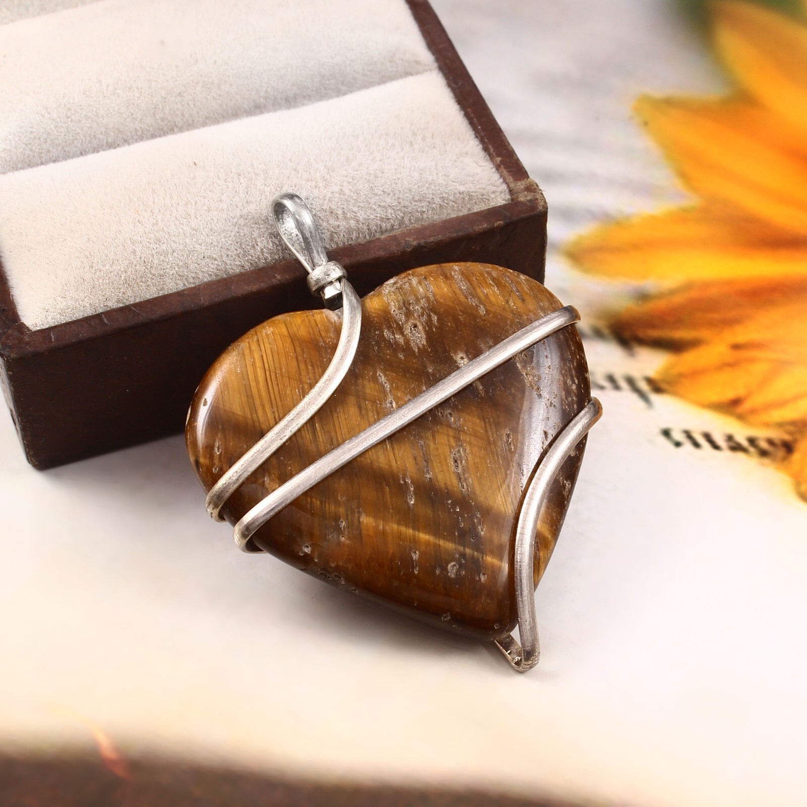 Handmade Wire Wrap Natural Heart Tiger Eye Gemstone Wrapped Pendant Gift Jewelry
