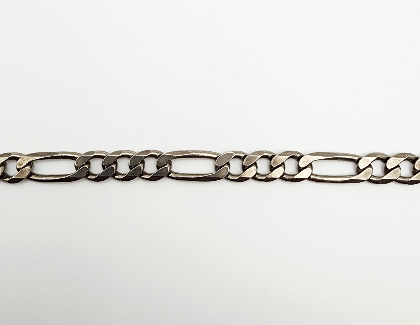 M Italy Oxidized Sterling Silver Diamond Cut Reversible Figaro Chain Necklace