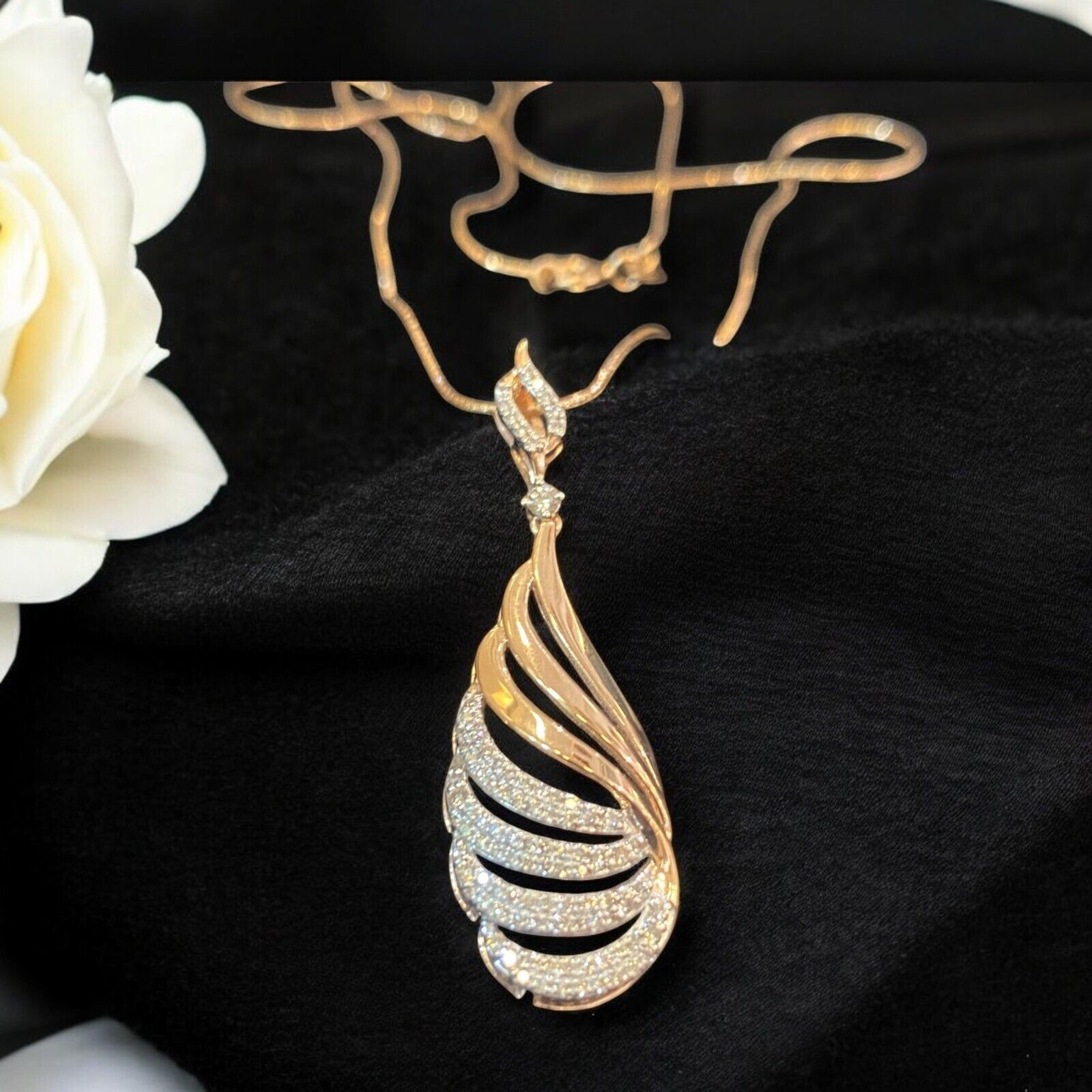 Pave 0.63 TCW Round Brilliant Cut Natural Diamonds Drop Necklace 14K Rose Gold