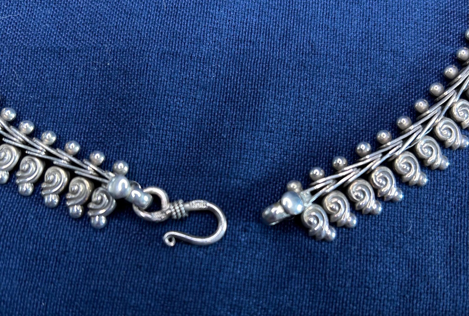 Necklace India, 925 Sterlinge Silver 15 inches, 1/2 Wide, Hook Clasp gift box