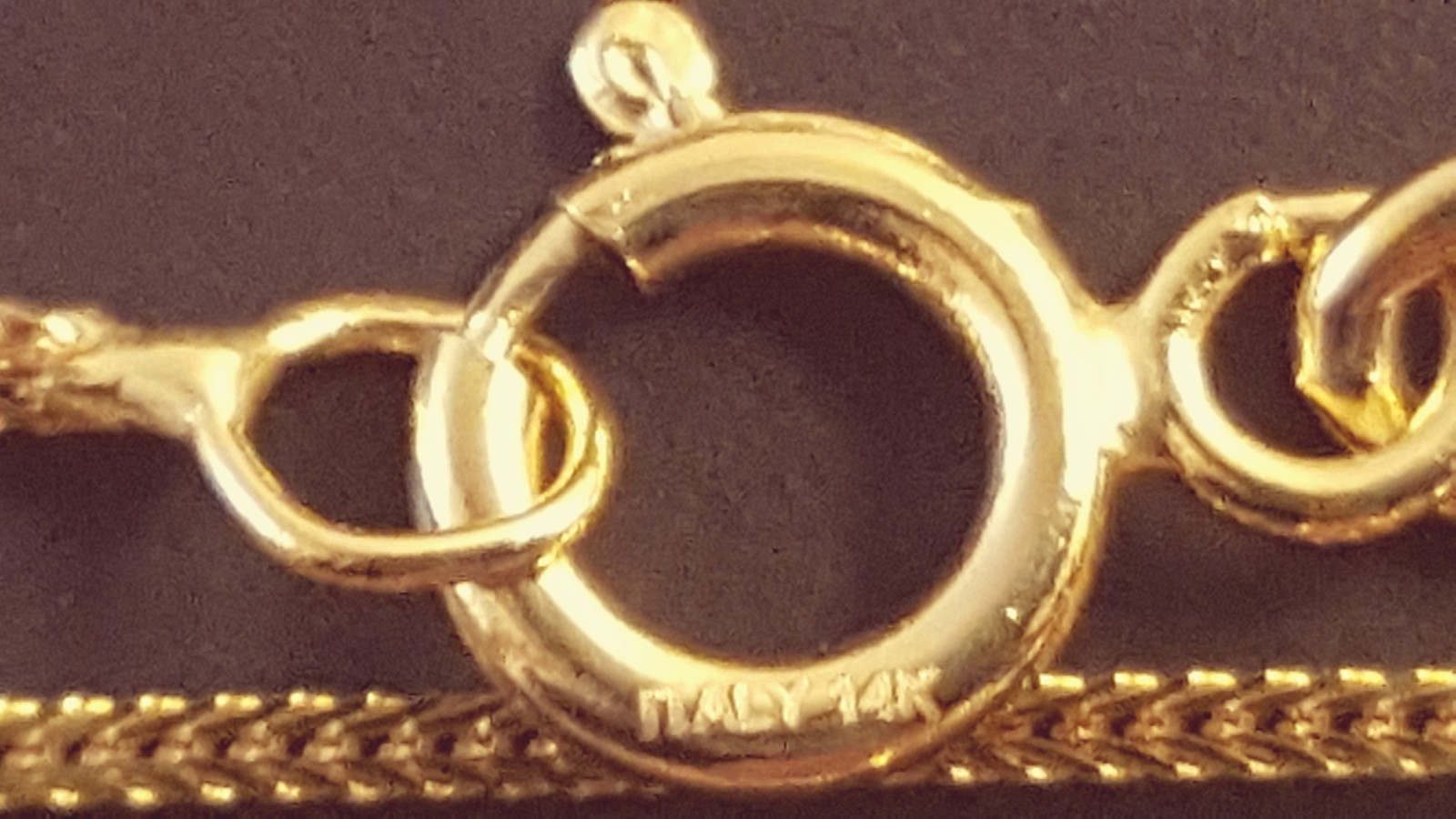 14k Solid Yellow Gold Italian 0.85 mm Square Wheat Chain Necklace 16″, 20″, 22″.