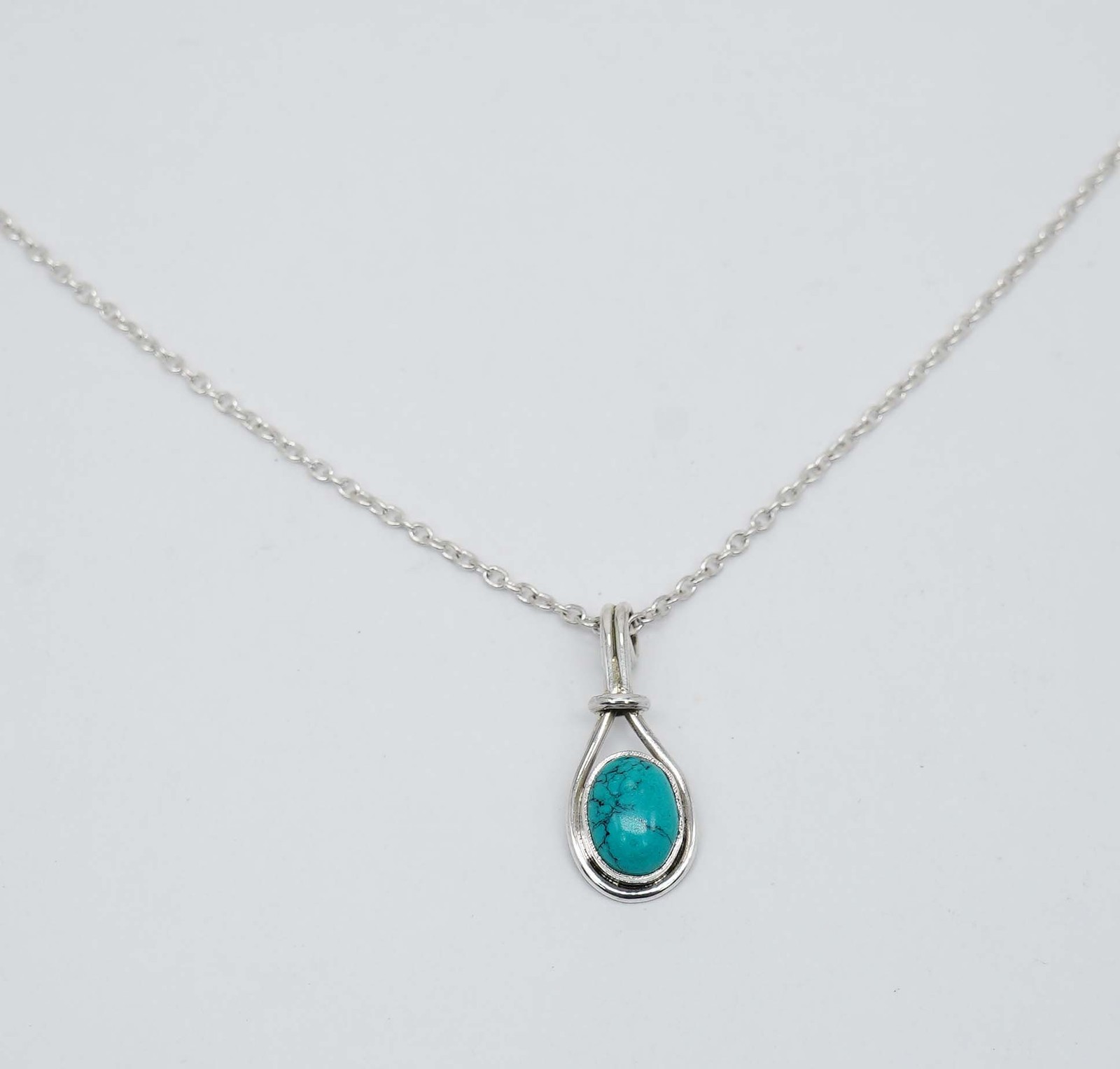 925 Solid Sterling Silver Blue Turquoise Chain Pendant-18.7 Inch