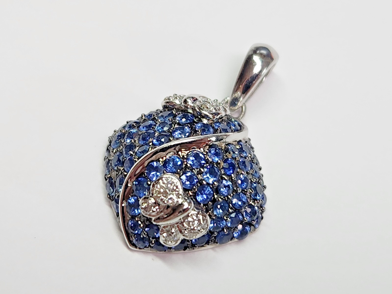 GORGEOUS 14kw Cushion Pave’ Blue Sapphire & Diamond Butterfly Accent Pendant